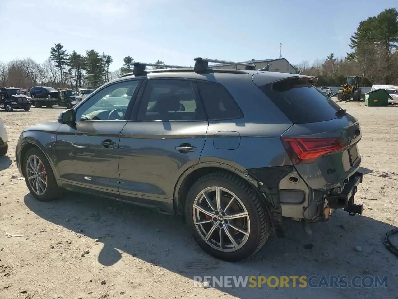 2 Photograph of a damaged car WA1E2AFY0R2104938 AUDI Q5 2024