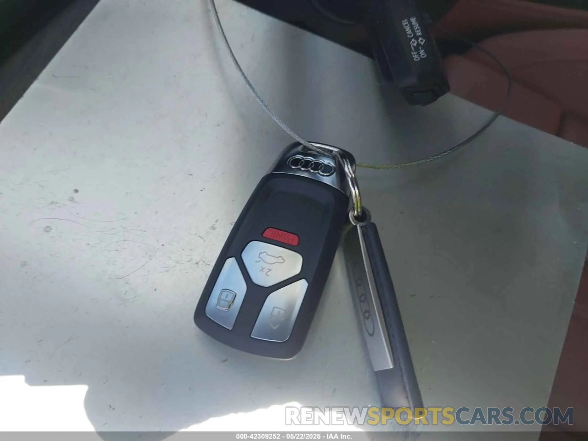 11 Photograph of a damaged car WA1E2AFY4R2036143 AUDI Q5 2024