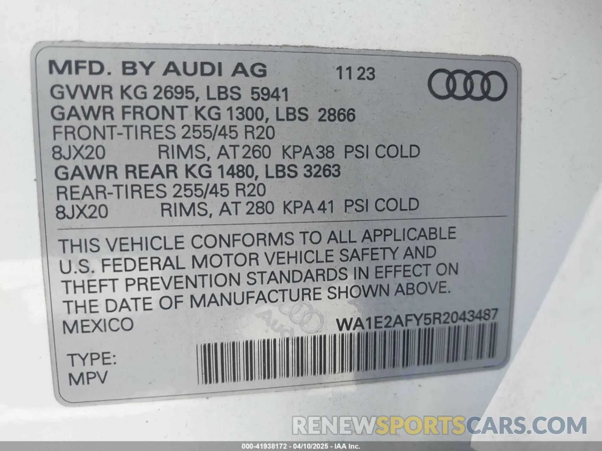 9 Photograph of a damaged car WA1E2AFY5R2043487 AUDI Q5 2024