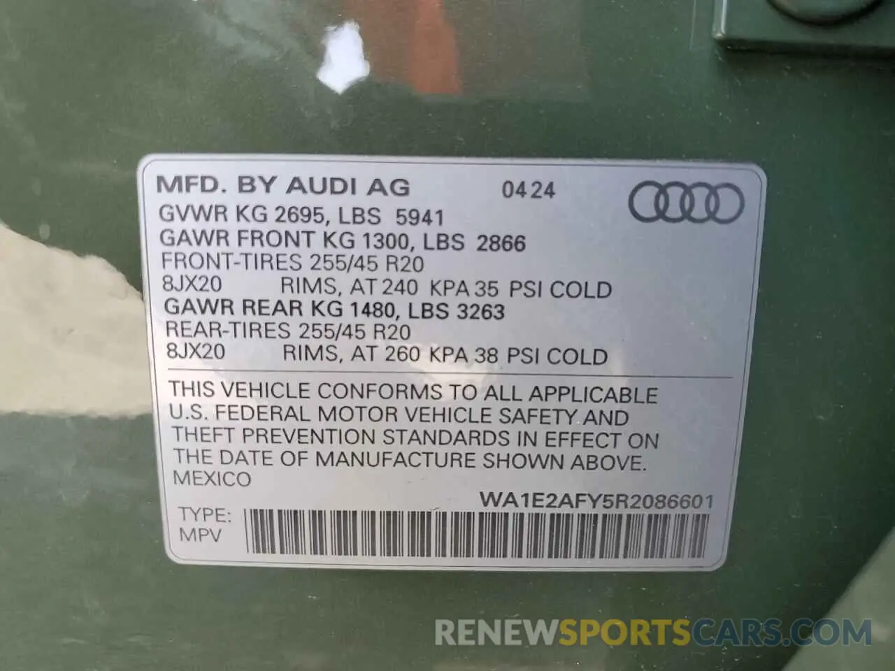 14 Photograph of a damaged car WA1E2AFY5R2086601 AUDI Q5 2024