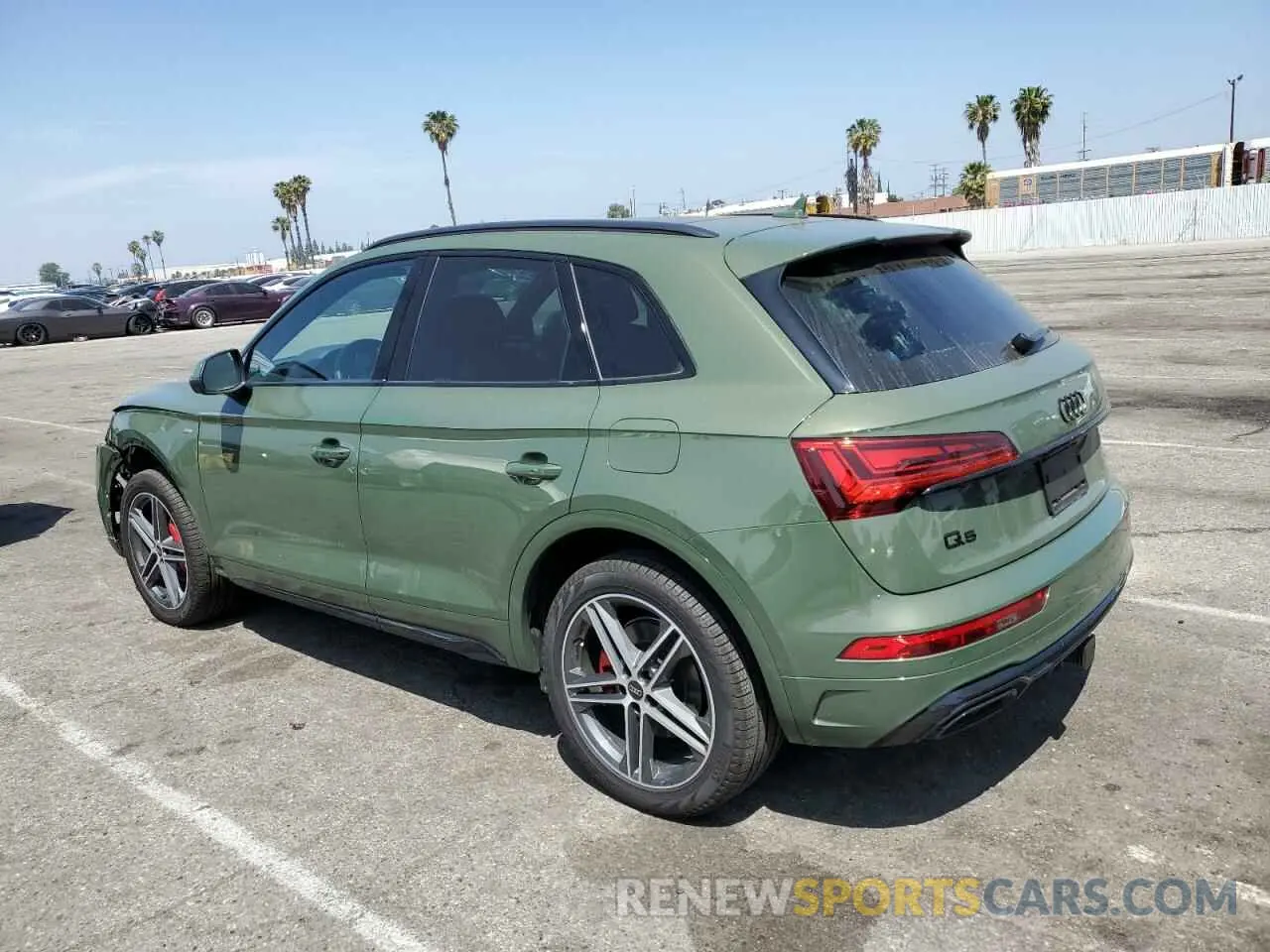2 Photograph of a damaged car WA1E2AFY5R2086601 AUDI Q5 2024