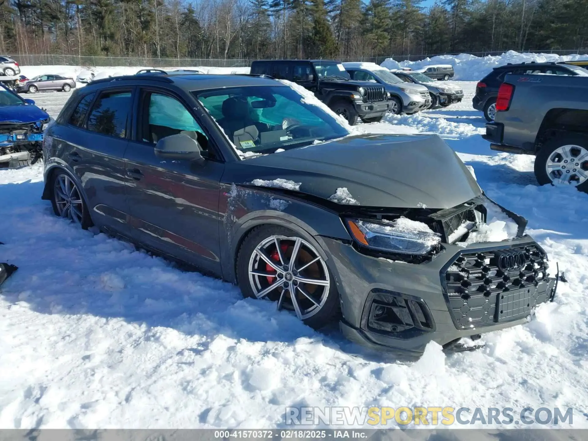 1 Photograph of a damaged car WA1E2AFY5R2138471 AUDI Q5 2024
