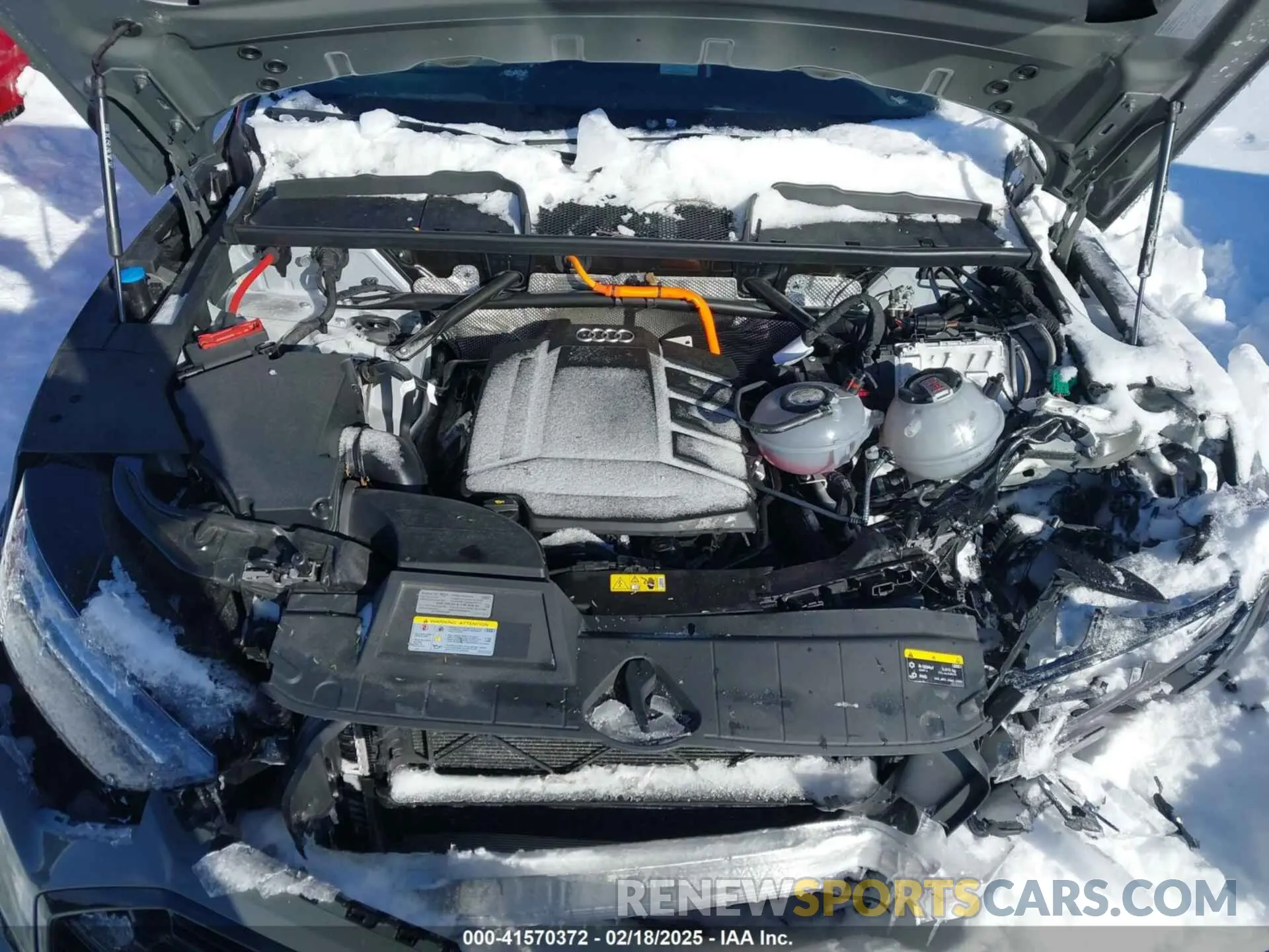 10 Photograph of a damaged car WA1E2AFY5R2138471 AUDI Q5 2024