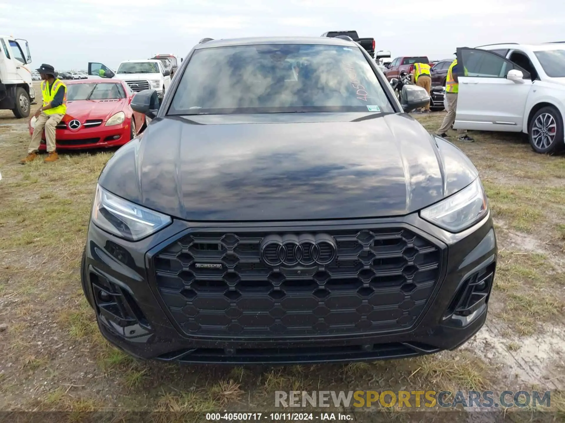 11 Photograph of a damaged car WA1E2AFY6R2061951 AUDI Q5 2024