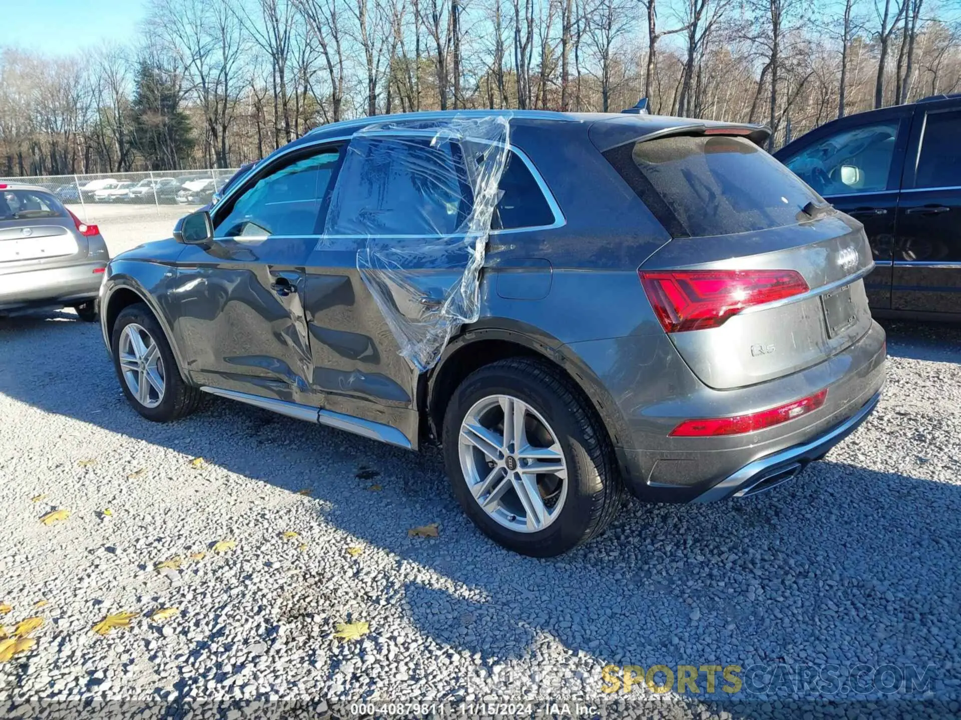 3 Photograph of a damaged car WA1E2AFY6R2145493 AUDI Q5 2024