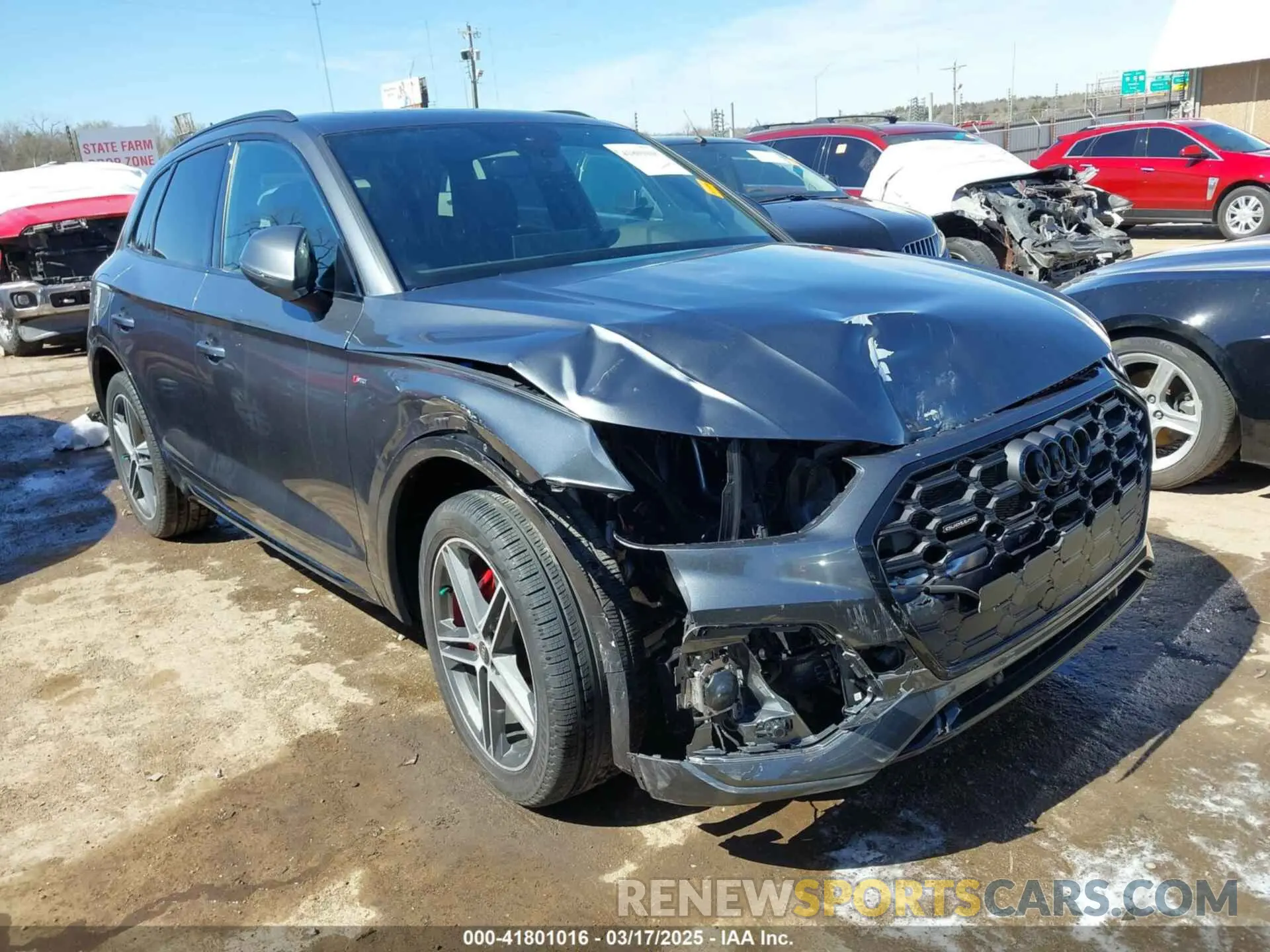 1 Photograph of a damaged car WA1E2AFY6R2149950 AUDI Q5 2024
