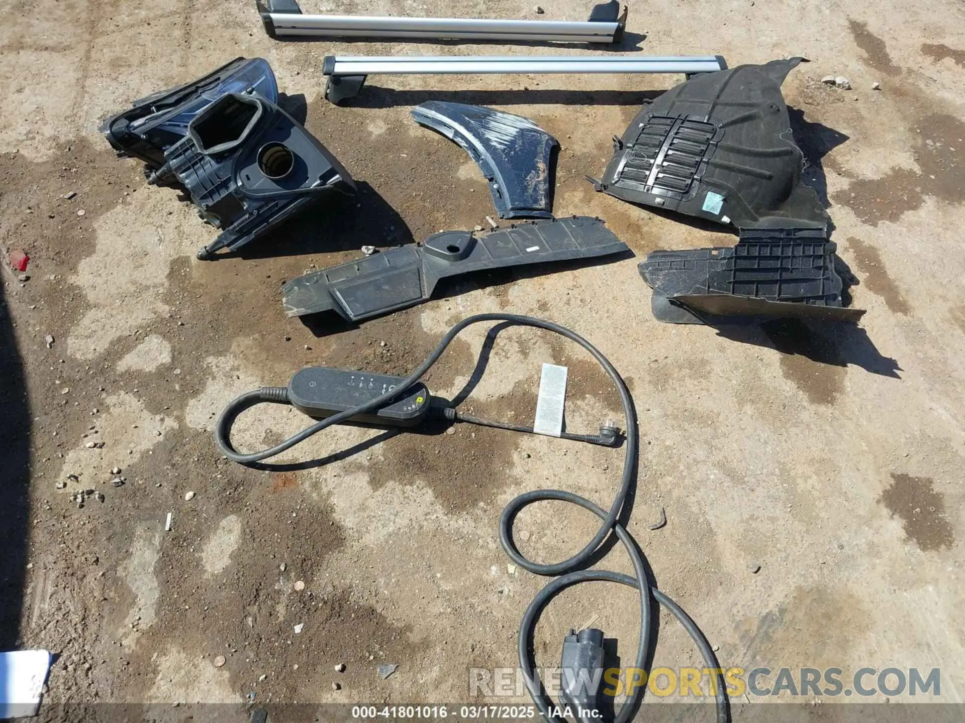 12 Photograph of a damaged car WA1E2AFY6R2149950 AUDI Q5 2024