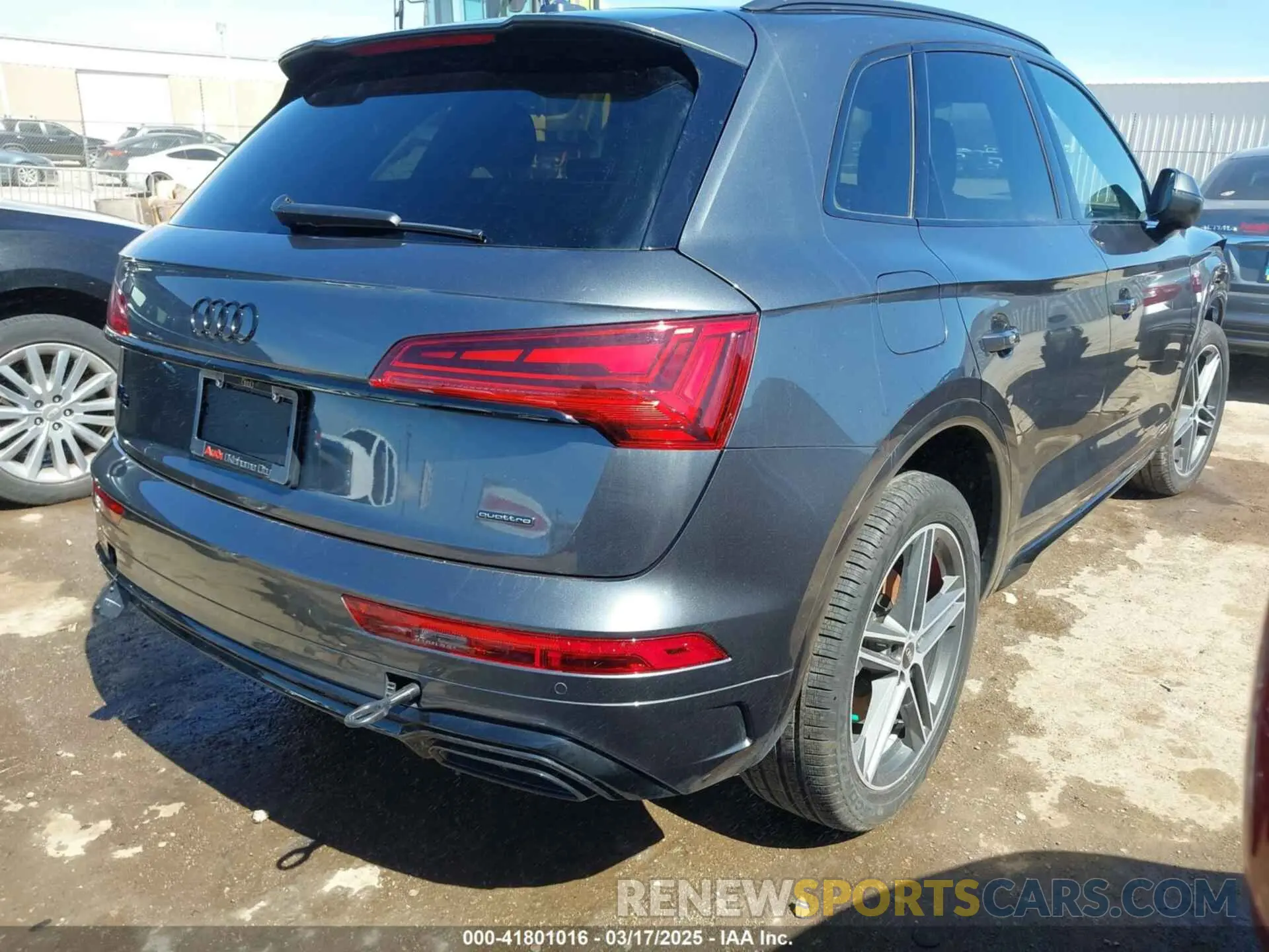 4 Photograph of a damaged car WA1E2AFY6R2149950 AUDI Q5 2024