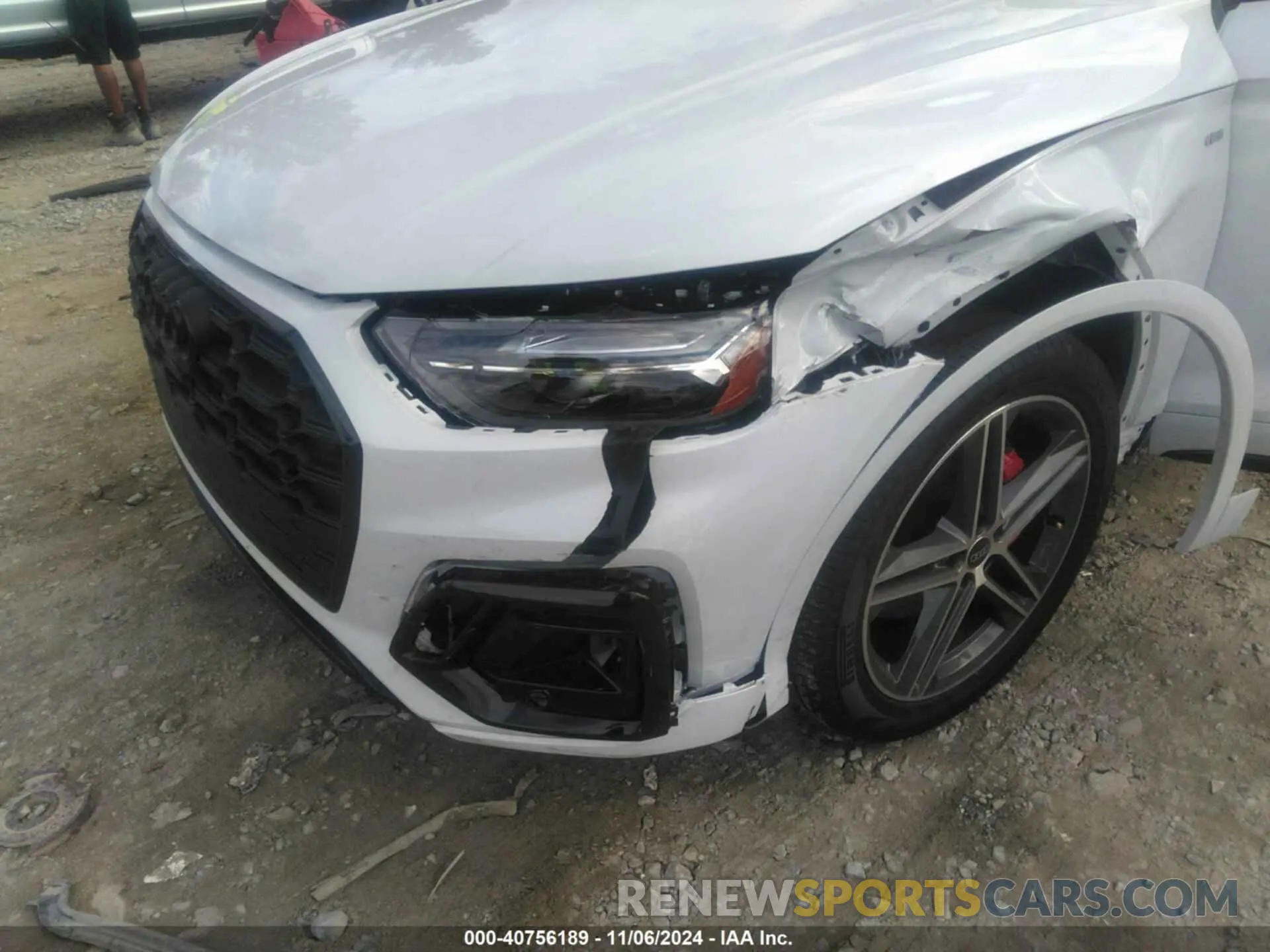 6 Photograph of a damaged car WA1E2AFY7R2015710 AUDI Q5 2024