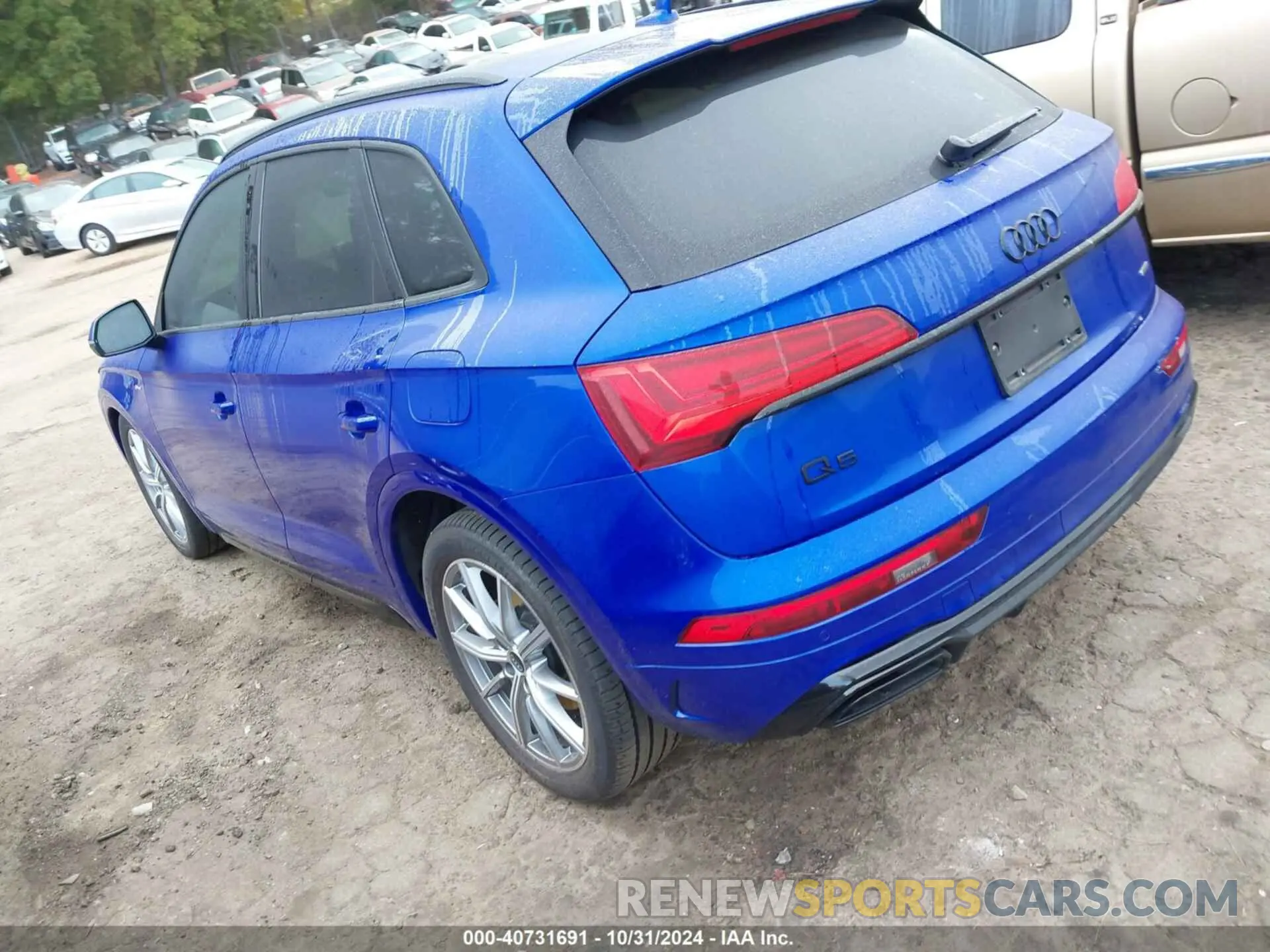 3 Photograph of a damaged car WA1E2AFY7R2029543 AUDI Q5 2024