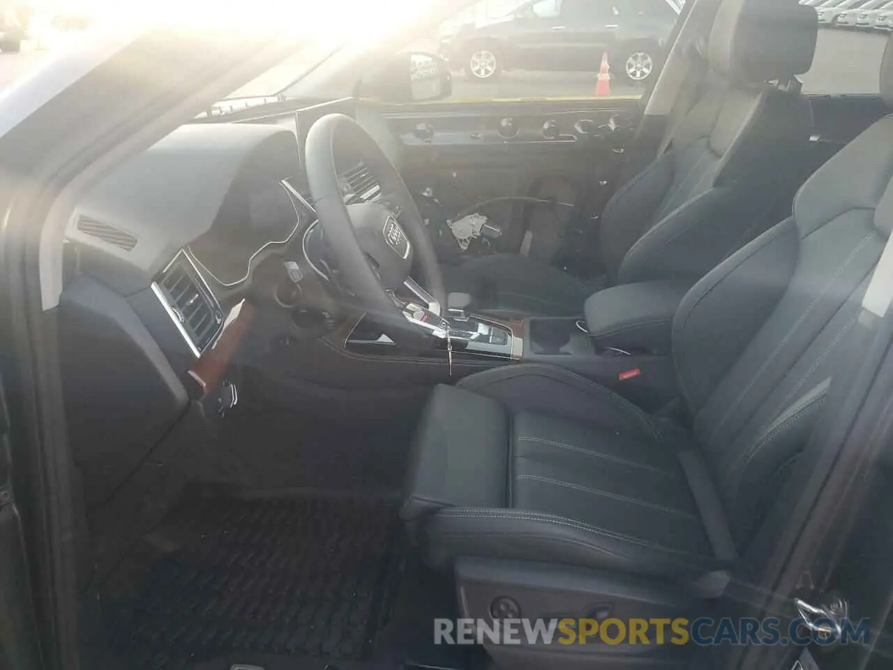 7 Photograph of a damaged car WA1E2AFY7R2088303 AUDI Q5 2024