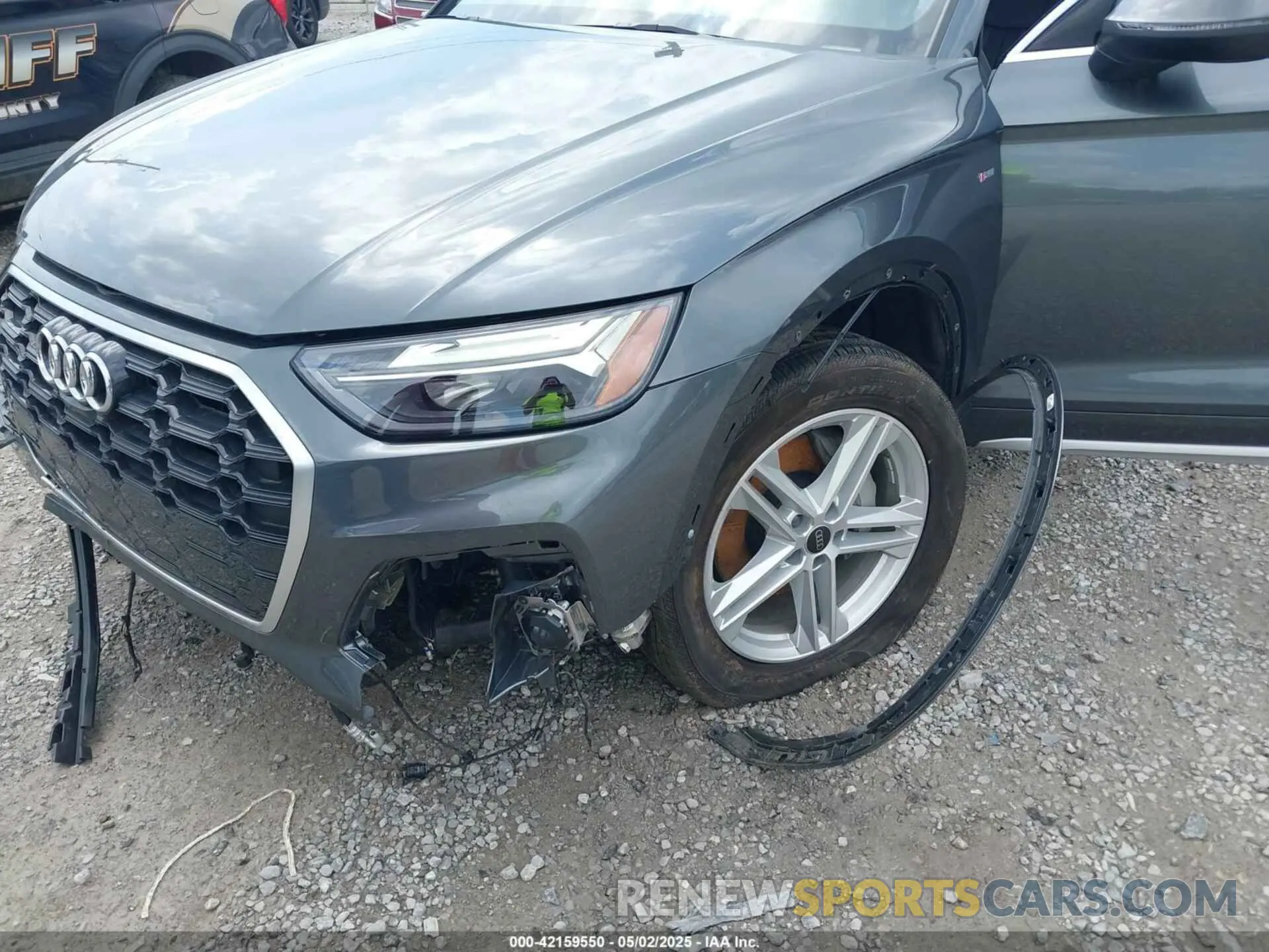 6 Photograph of a damaged car WA1E2AFY7R2150931 AUDI Q5 2024