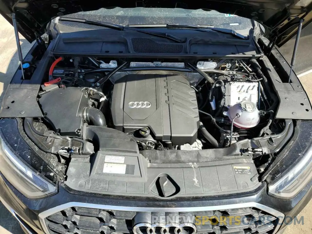 12 Photograph of a damaged car WA1EAAFY0R2038894 AUDI Q5 2024