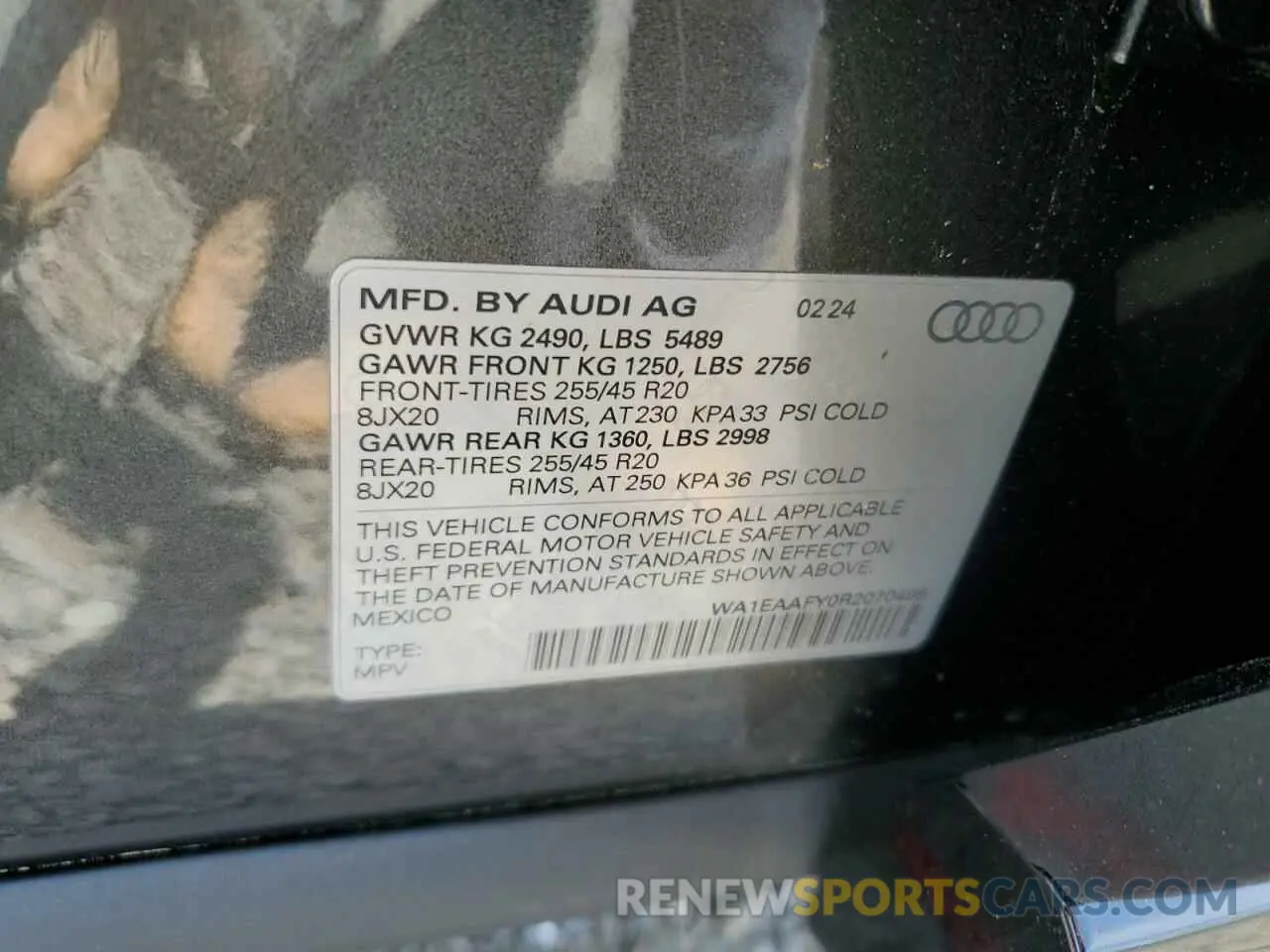 13 Photograph of a damaged car WA1EAAFY0R2070499 AUDI Q5 2024
