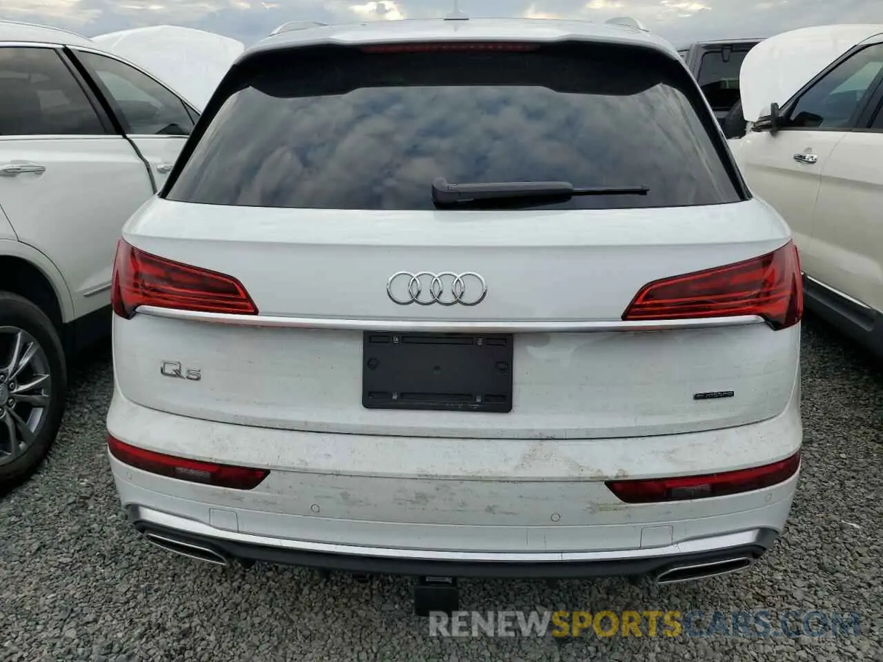 6 Photograph of a damaged car WA1EAAFY1R2005399 AUDI Q5 2024