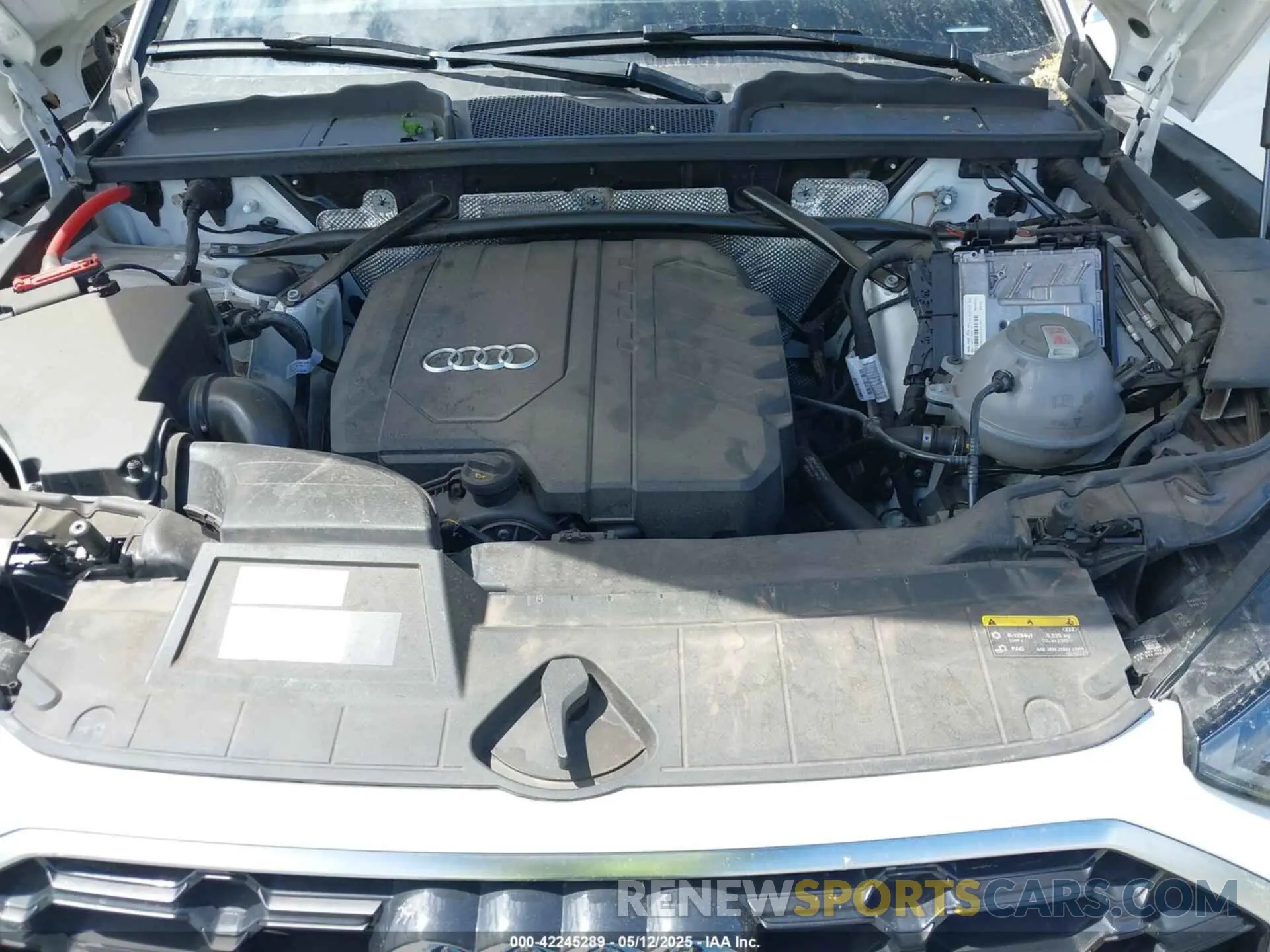 10 Photograph of a damaged car WA1EAAFY1R2031114 AUDI Q5 2024