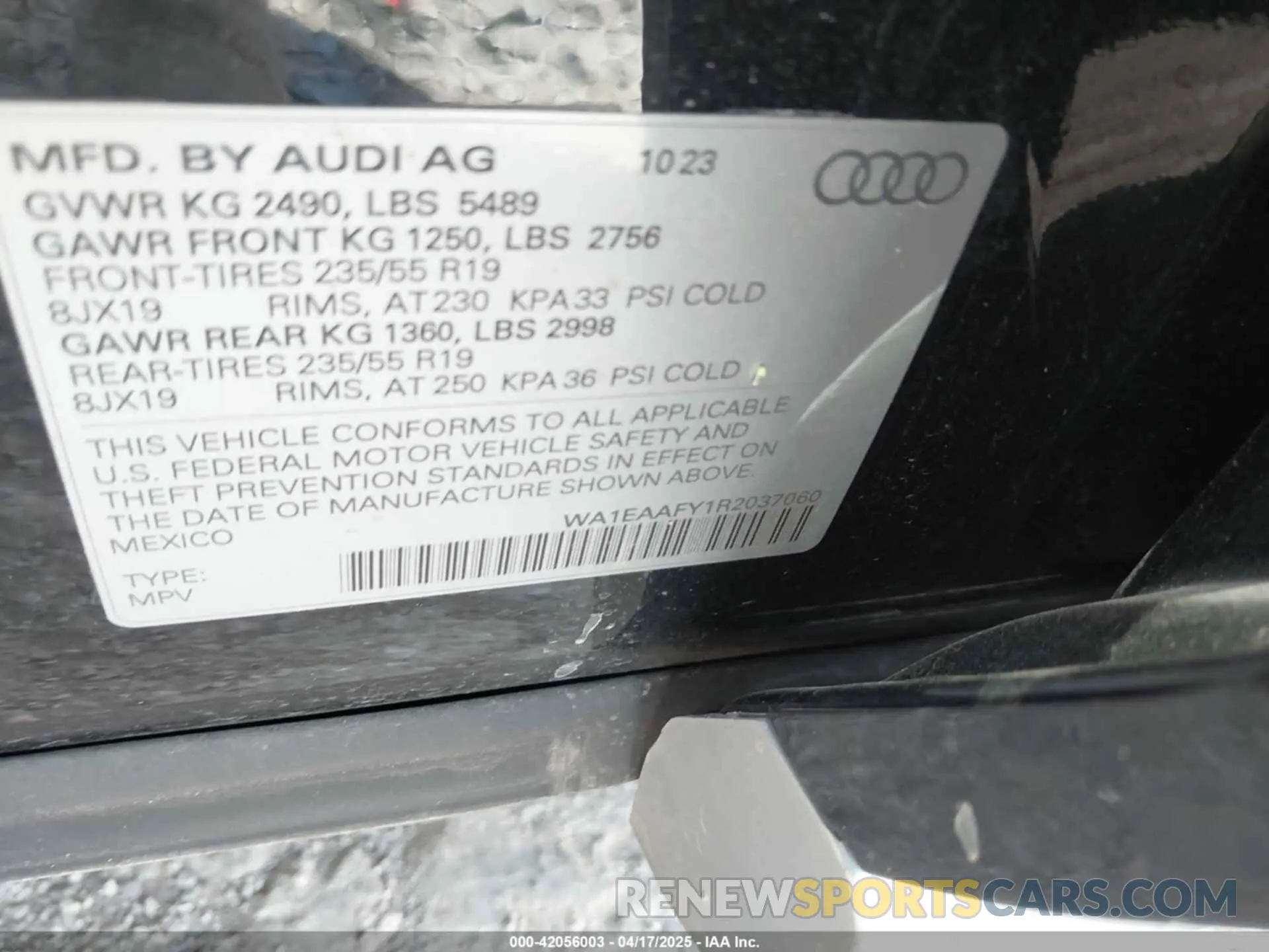 9 Photograph of a damaged car WA1EAAFY1R2037060 AUDI Q5 2024