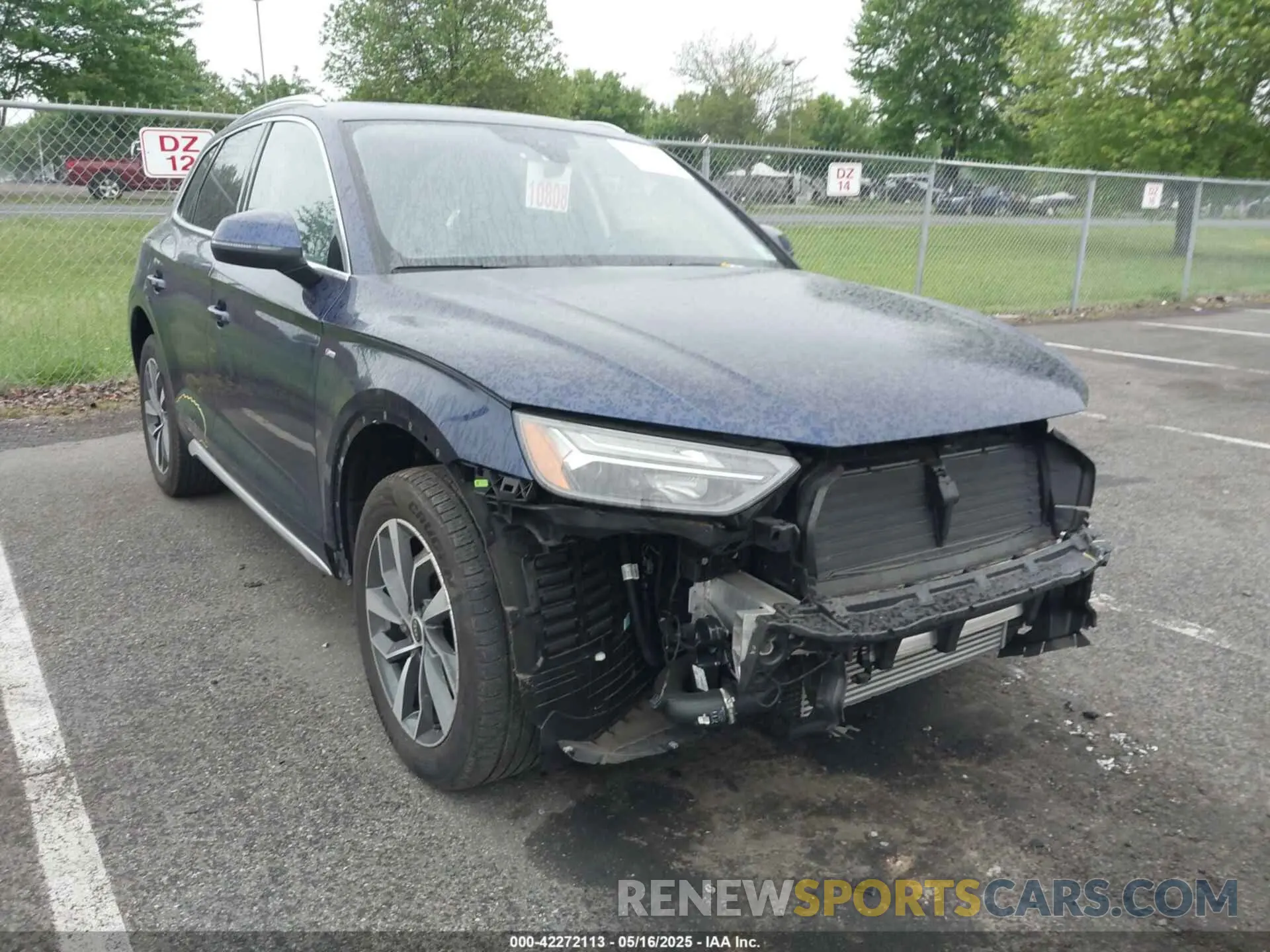 1 Photograph of a damaged car WA1EAAFY1R2053260 AUDI Q5 2024