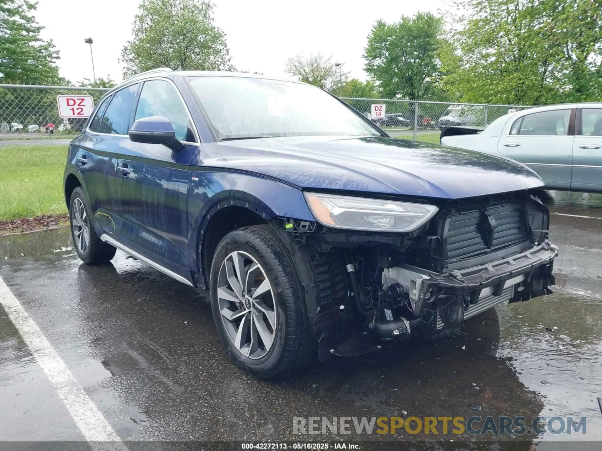 17 Photograph of a damaged car WA1EAAFY1R2053260 AUDI Q5 2024