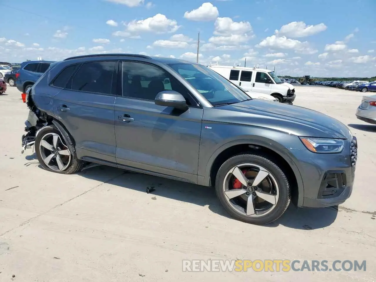4 Photograph of a damaged car WA1EAAFY1R2135523 AUDI Q5 2024