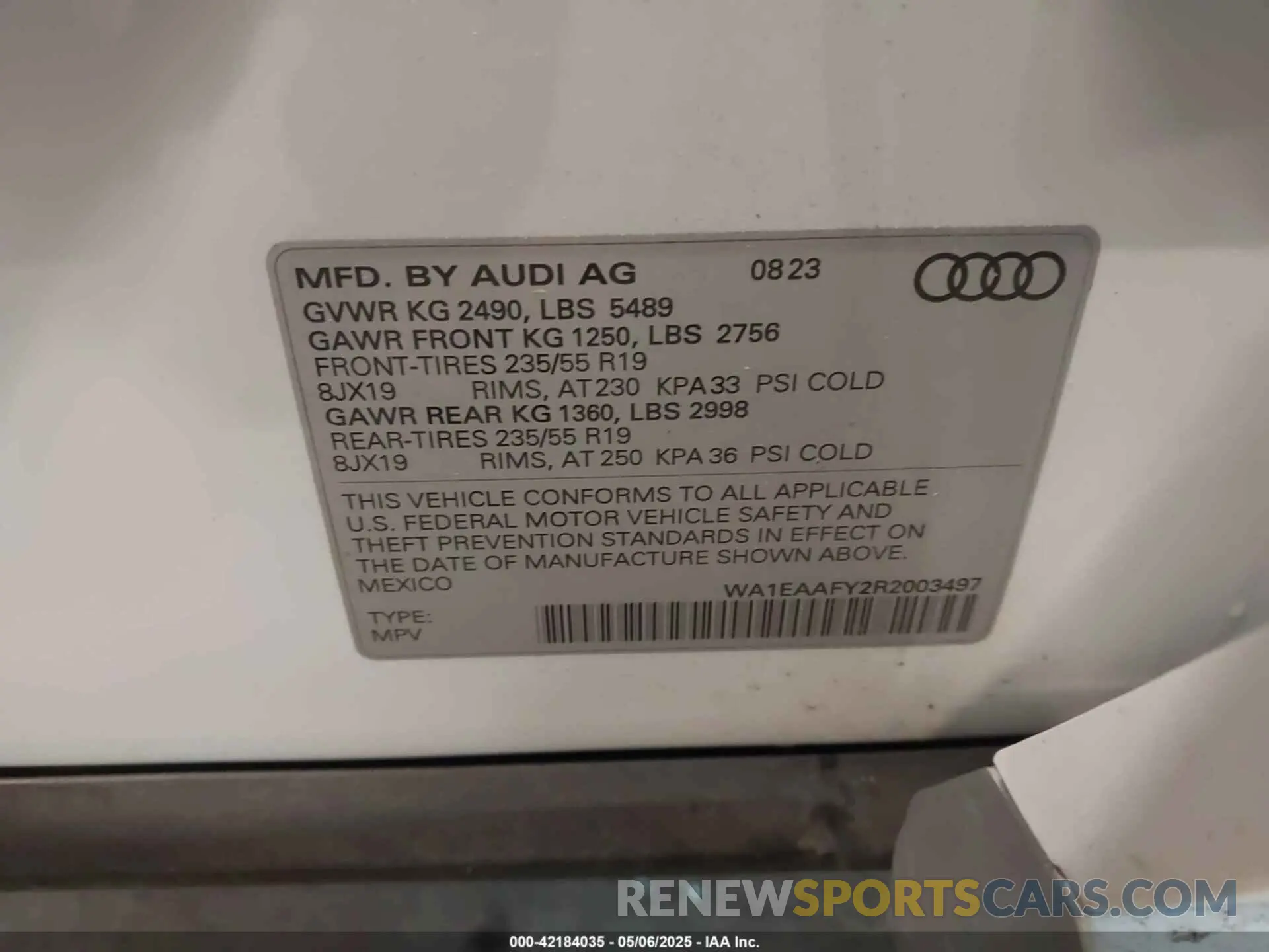 9 Photograph of a damaged car WA1EAAFY2R2003497 AUDI Q5 2024