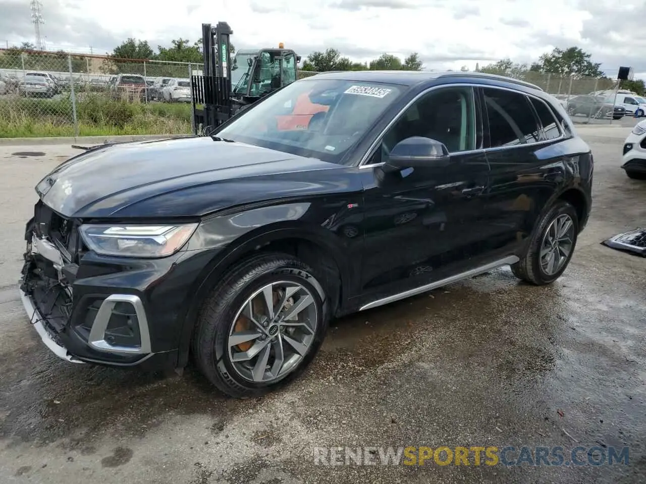 1 Photograph of a damaged car WA1EAAFY2R2021529 AUDI Q5 2024