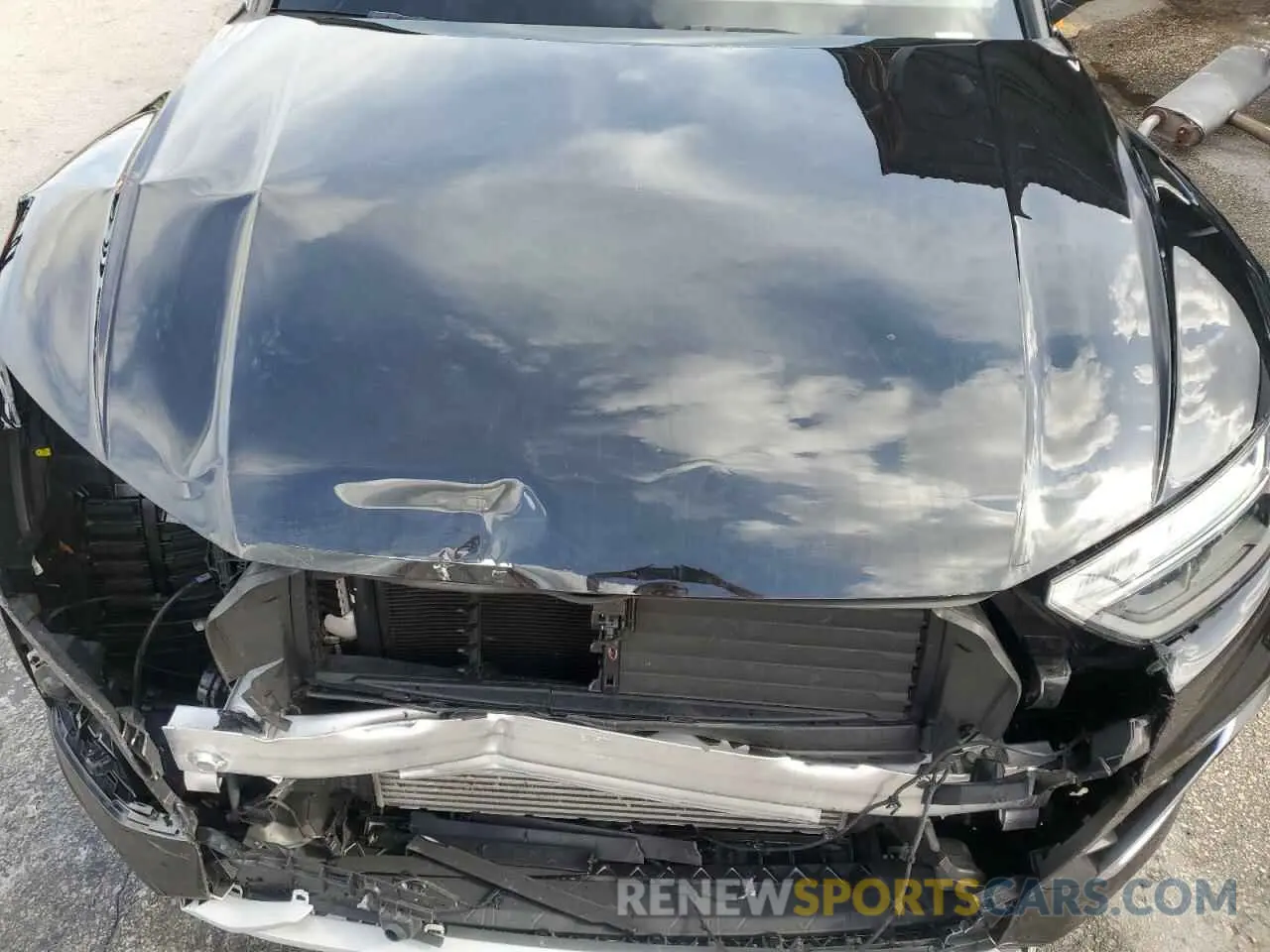 12 Photograph of a damaged car WA1EAAFY2R2021529 AUDI Q5 2024