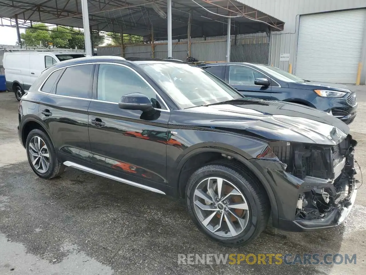 4 Photograph of a damaged car WA1EAAFY2R2021529 AUDI Q5 2024