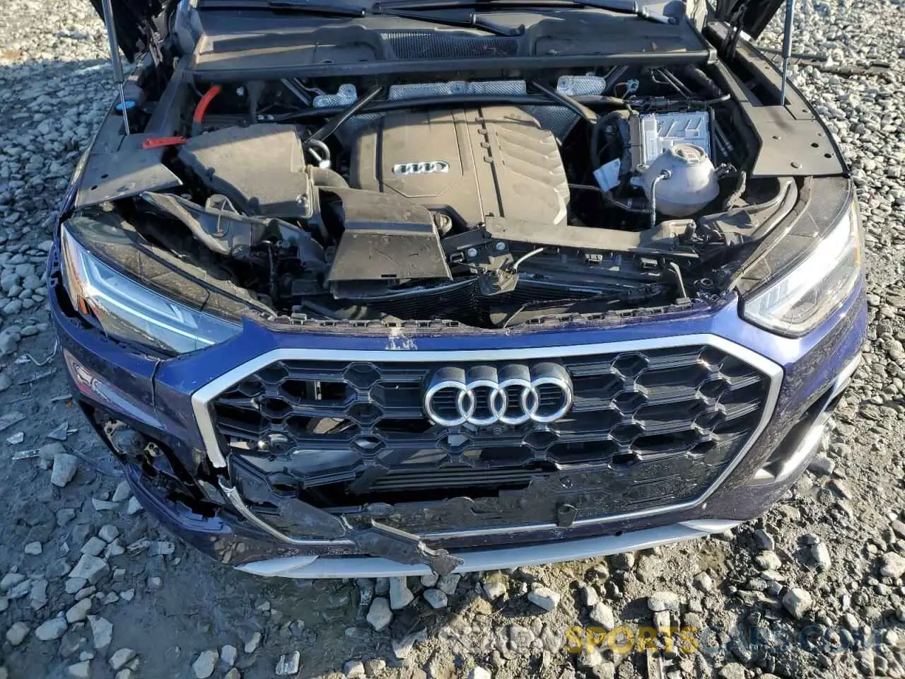 13 Photograph of a damaged car WA1EAAFY2R2028285 AUDI Q5 2024