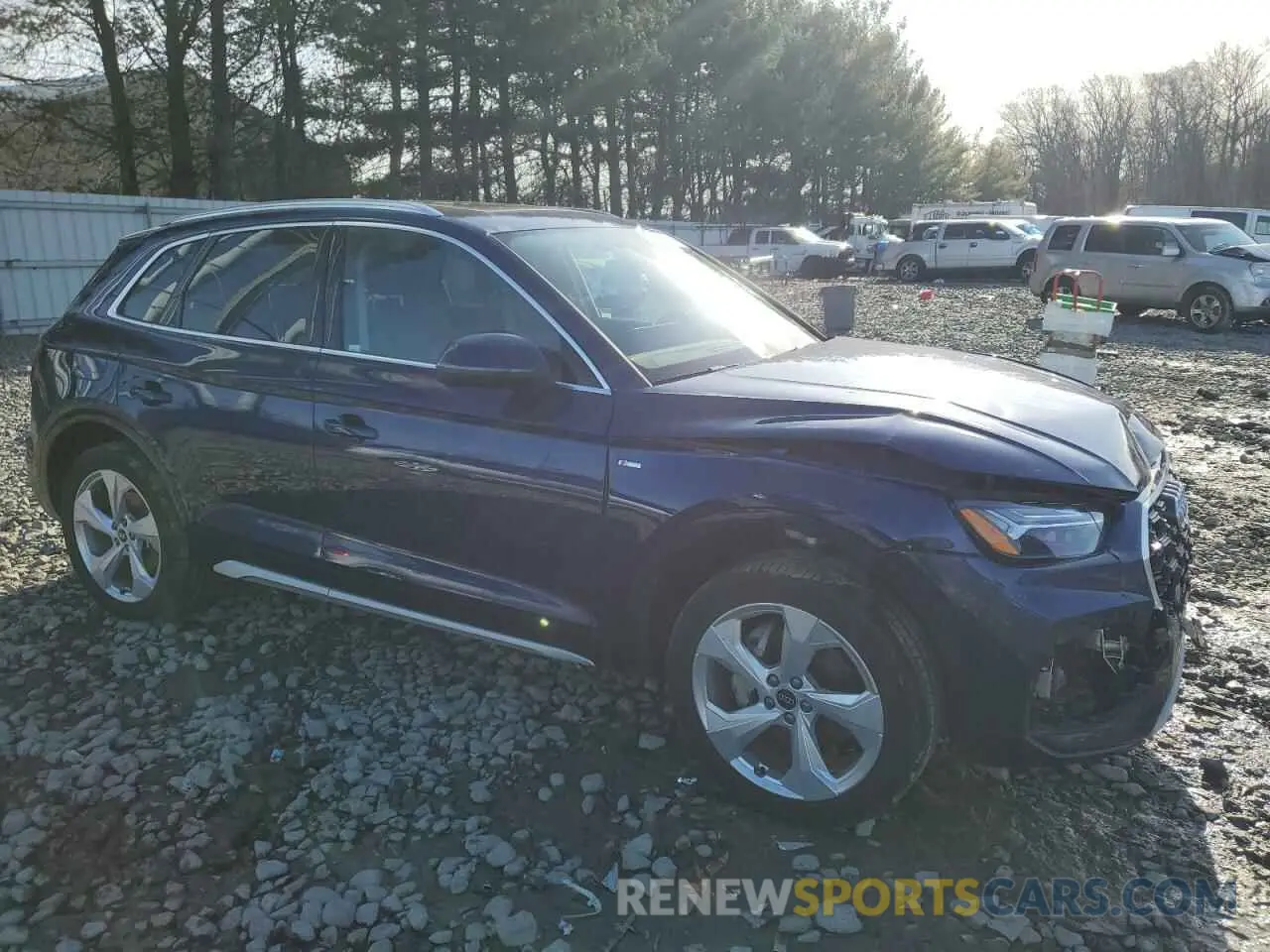 4 Photograph of a damaged car WA1EAAFY2R2028285 AUDI Q5 2024