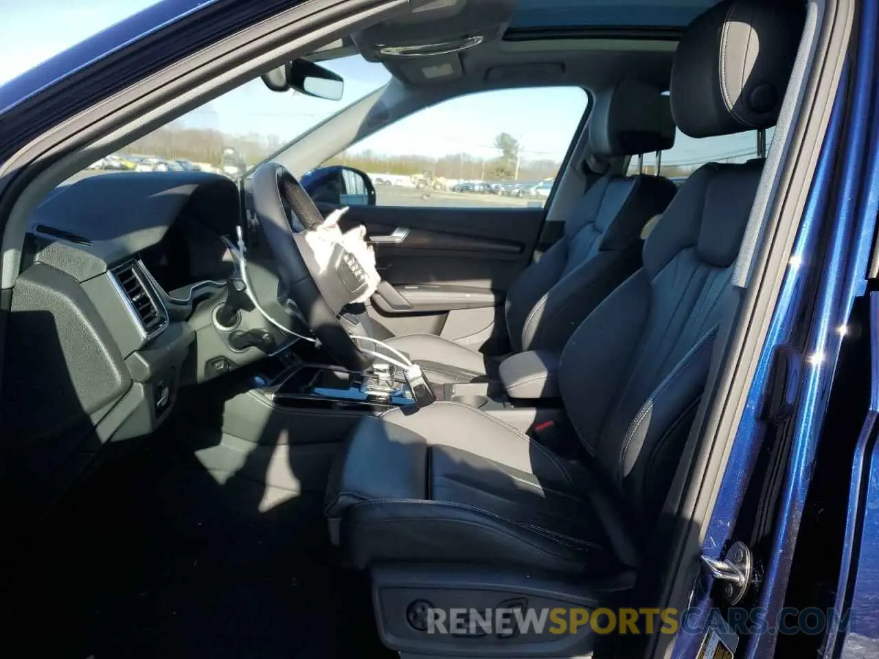 7 Photograph of a damaged car WA1EAAFY2R2028285 AUDI Q5 2024