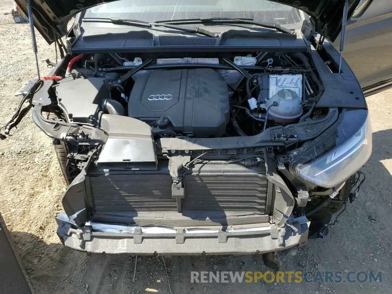 12 Photograph of a damaged car WA1EAAFY2R2037200 AUDI Q5 2024