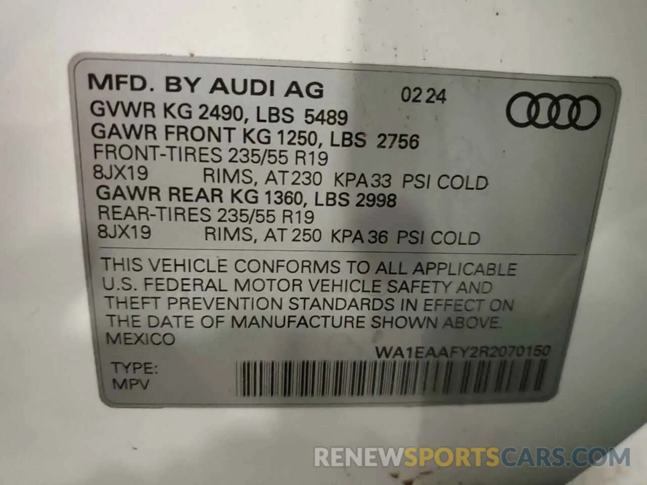 13 Photograph of a damaged car WA1EAAFY2R2070150 AUDI Q5 2024