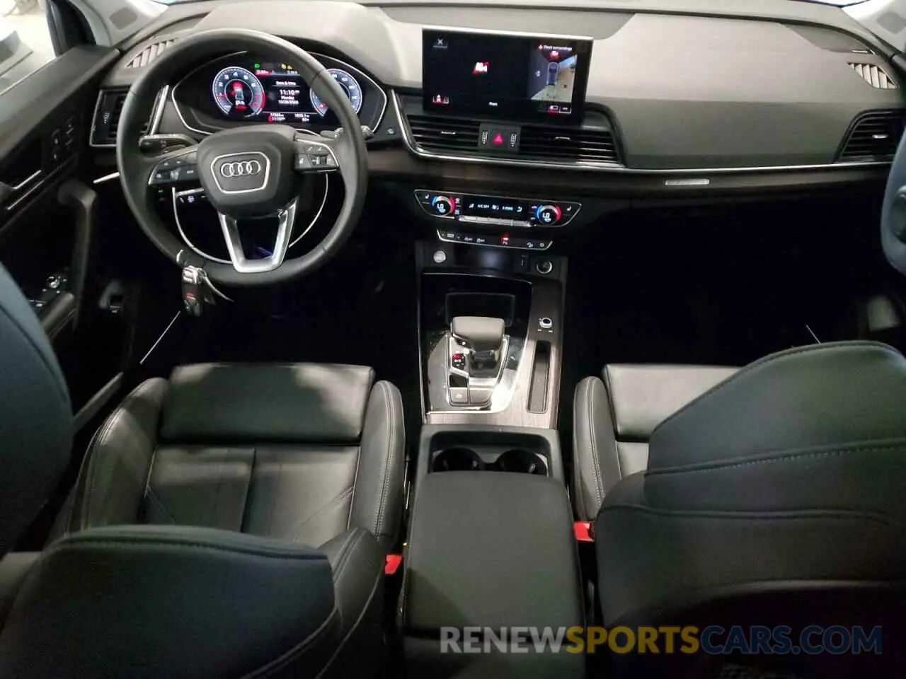 8 Photograph of a damaged car WA1EAAFY2R2070150 AUDI Q5 2024