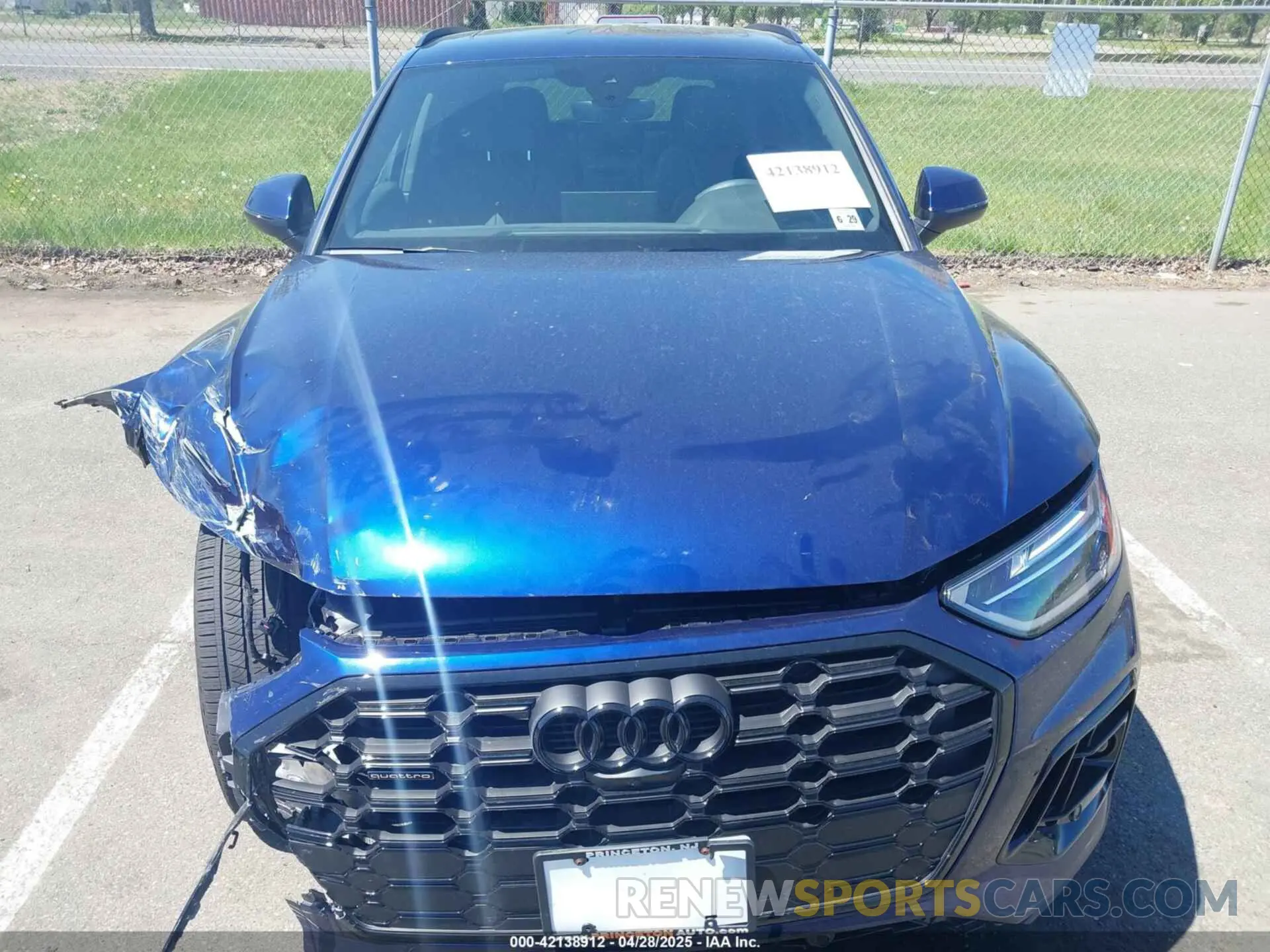 12 Photograph of a damaged car WA1EAAFY2R2096702 AUDI Q5 2024