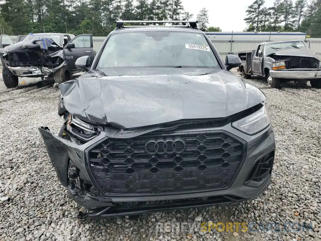 5 Photograph of a damaged car WA1EAAFY2R2145381 AUDI Q5 2024