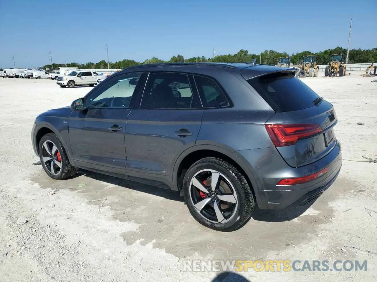 2 Photograph of a damaged car WA1EAAFY2R2150953 AUDI Q5 2024