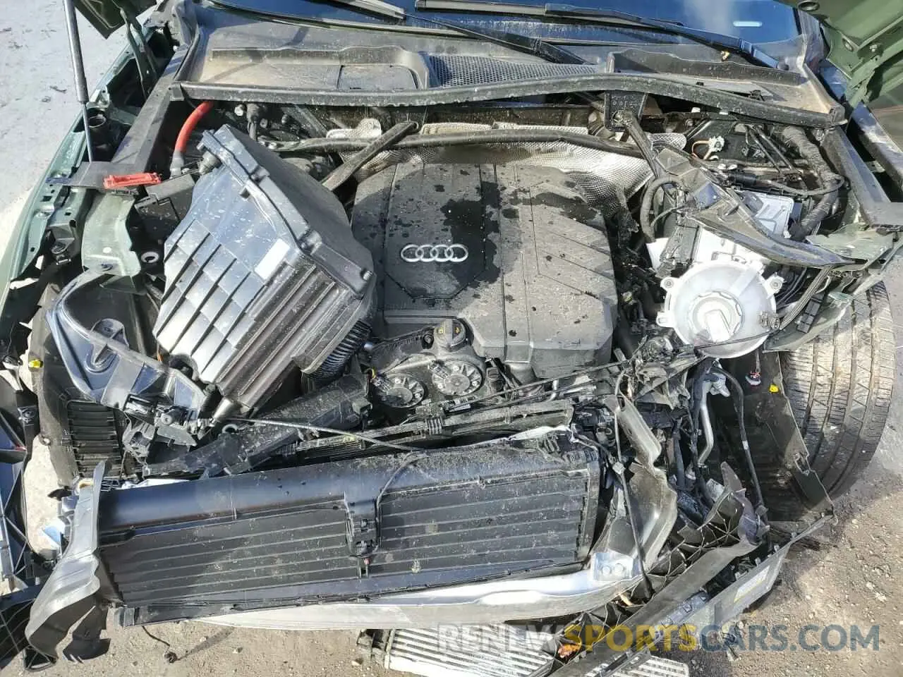 12 Photograph of a damaged car WA1EAAFY3R2001094 AUDI Q5 2024