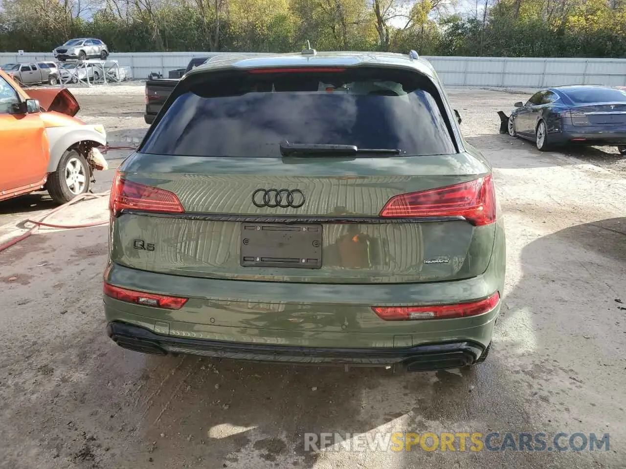 6 Photograph of a damaged car WA1EAAFY3R2001094 AUDI Q5 2024
