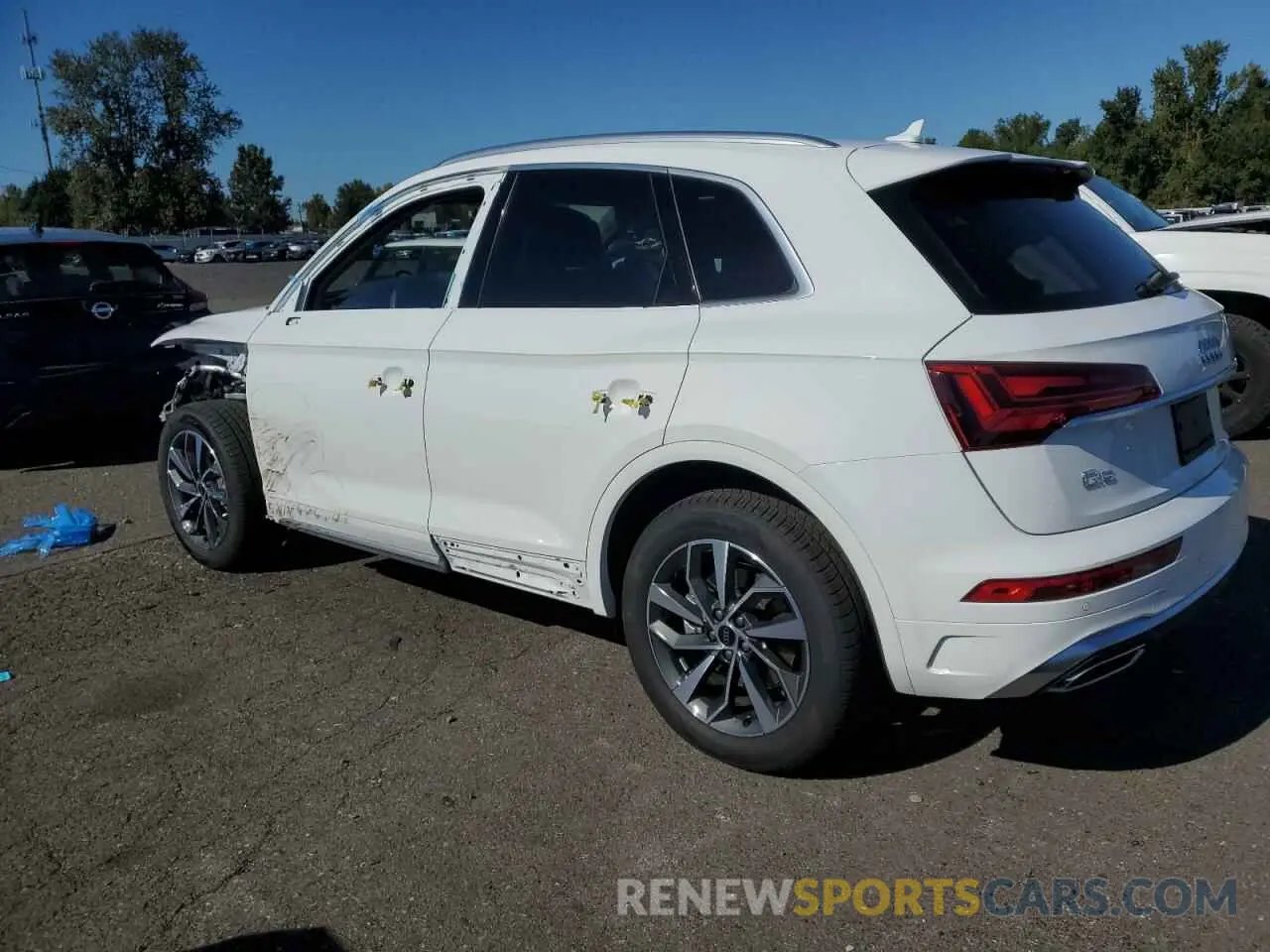 2 Photograph of a damaged car WA1EAAFY3R2072117 AUDI Q5 2024