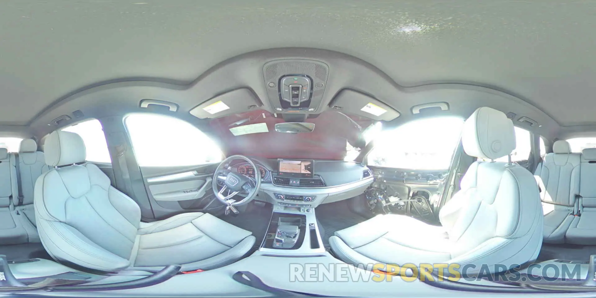 14 Photograph of a damaged car WA1EAAFY4R2015571 AUDI Q5 2024