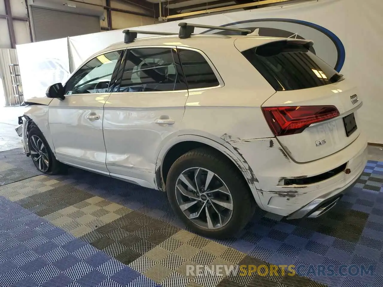 2 Photograph of a damaged car WA1EAAFY4R2066357 AUDI Q5 2024