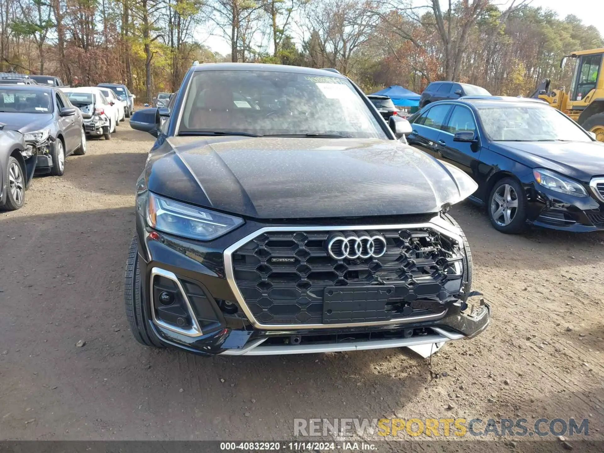 12 Photograph of a damaged car WA1EAAFY4R2137184 AUDI Q5 2024