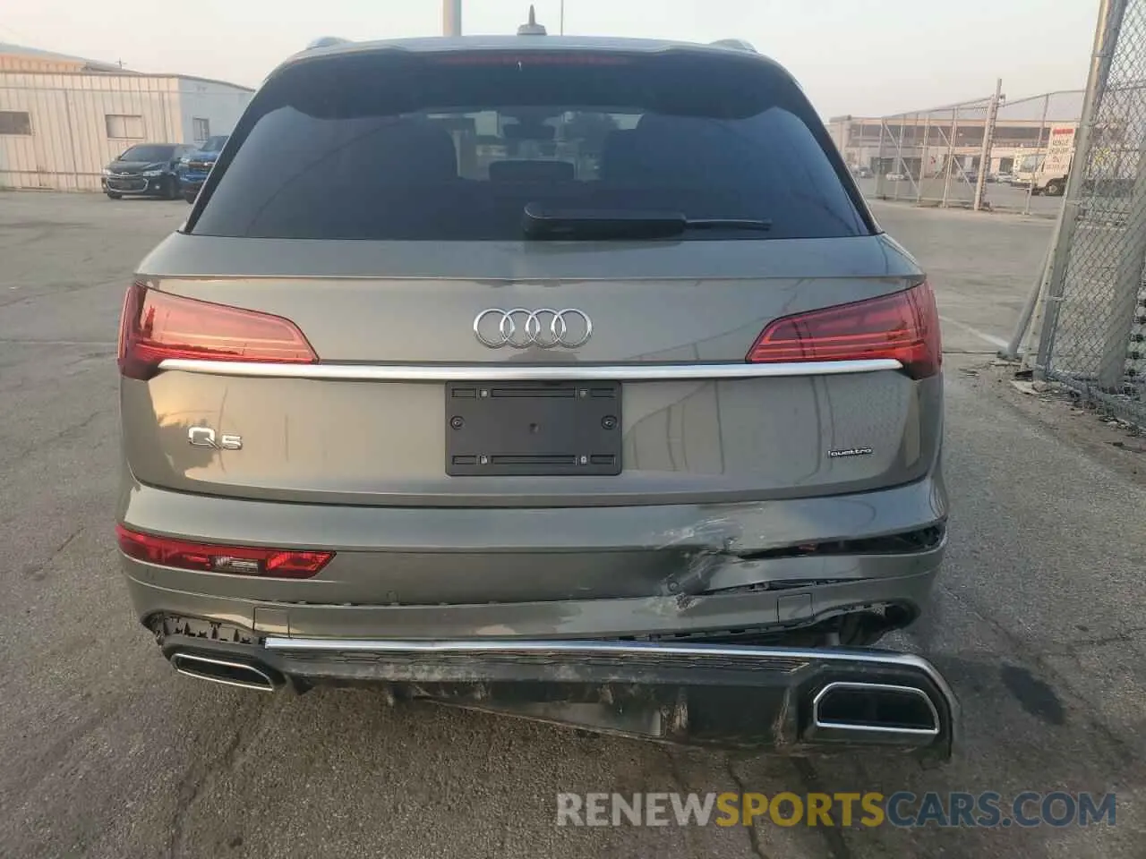 6 Photograph of a damaged car WA1EAAFY5R2034369 AUDI Q5 2024