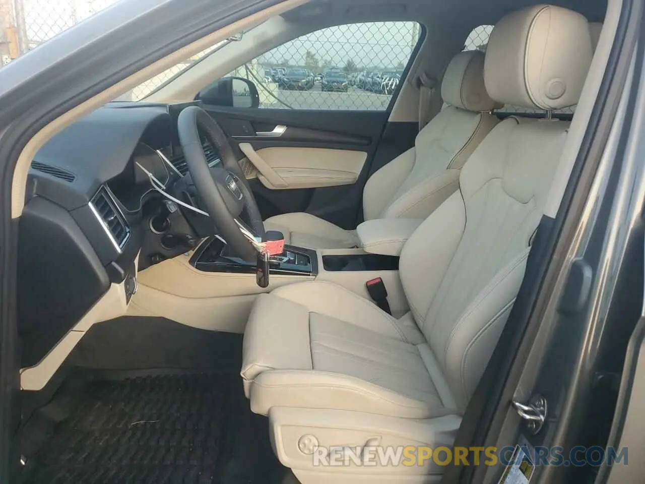 7 Photograph of a damaged car WA1EAAFY5R2034369 AUDI Q5 2024