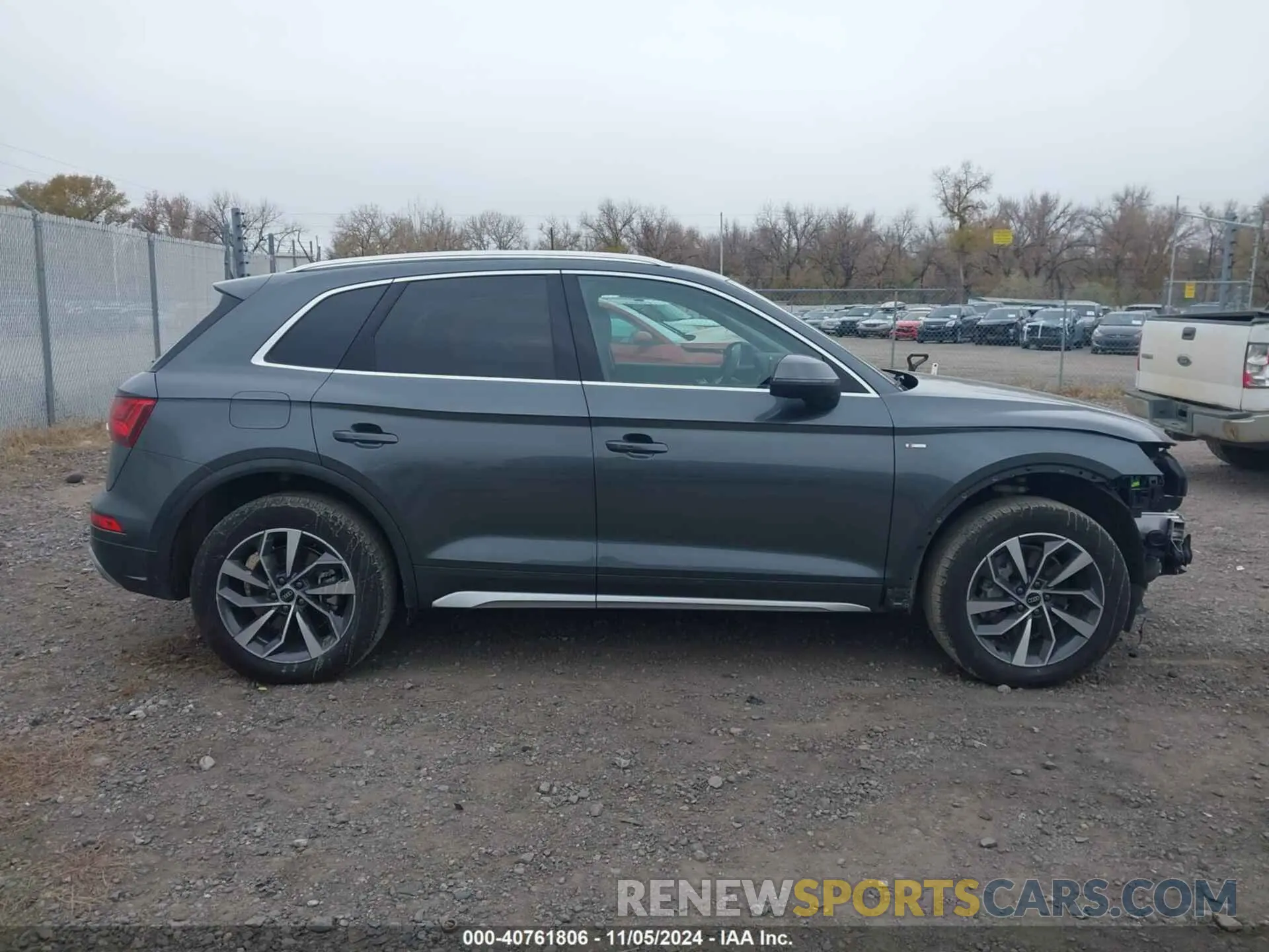 14 Photograph of a damaged car WA1EAAFY5R2070692 AUDI Q5 2024