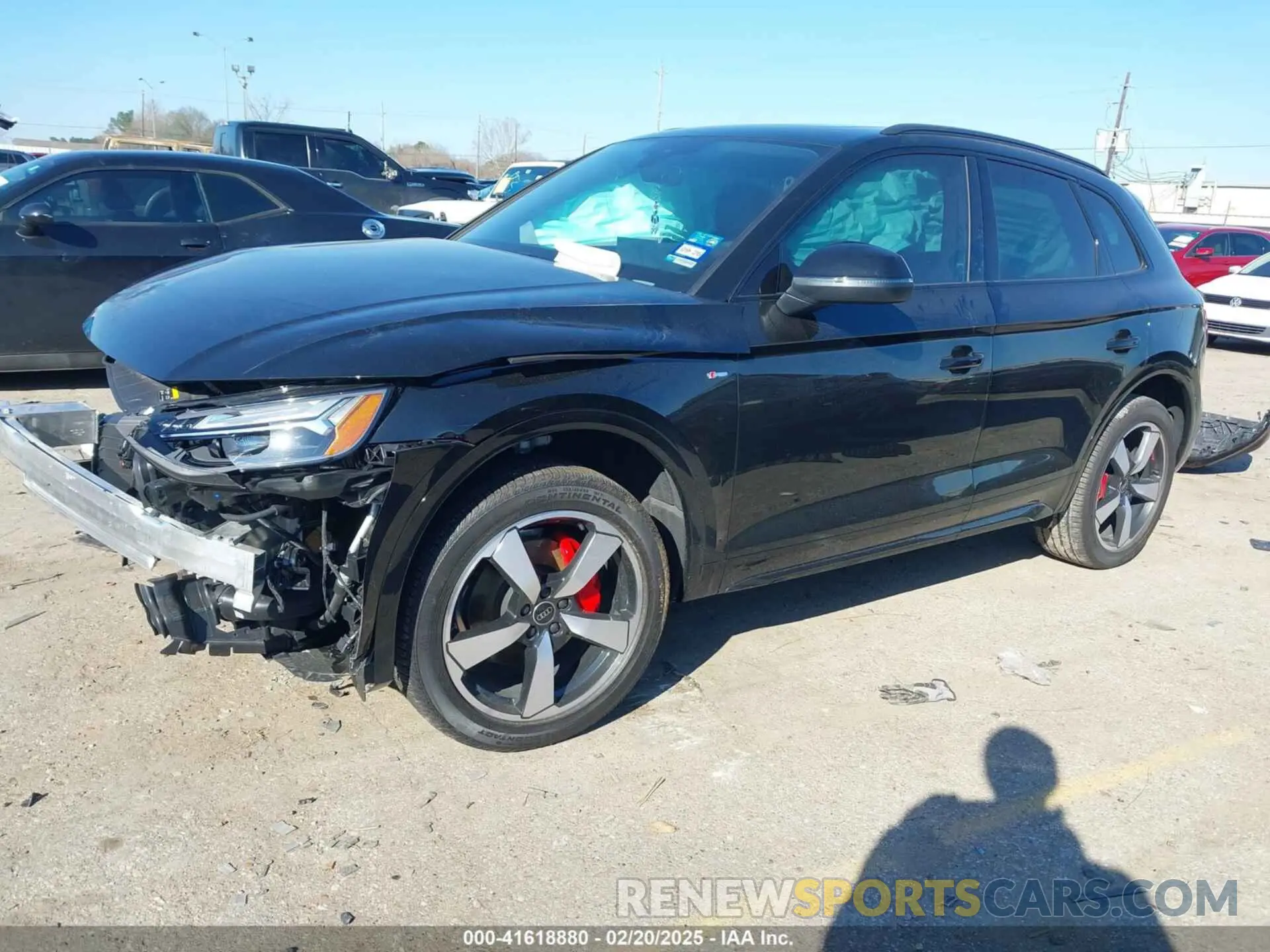 2 Photograph of a damaged car WA1EAAFY5R2120135 AUDI Q5 2024
