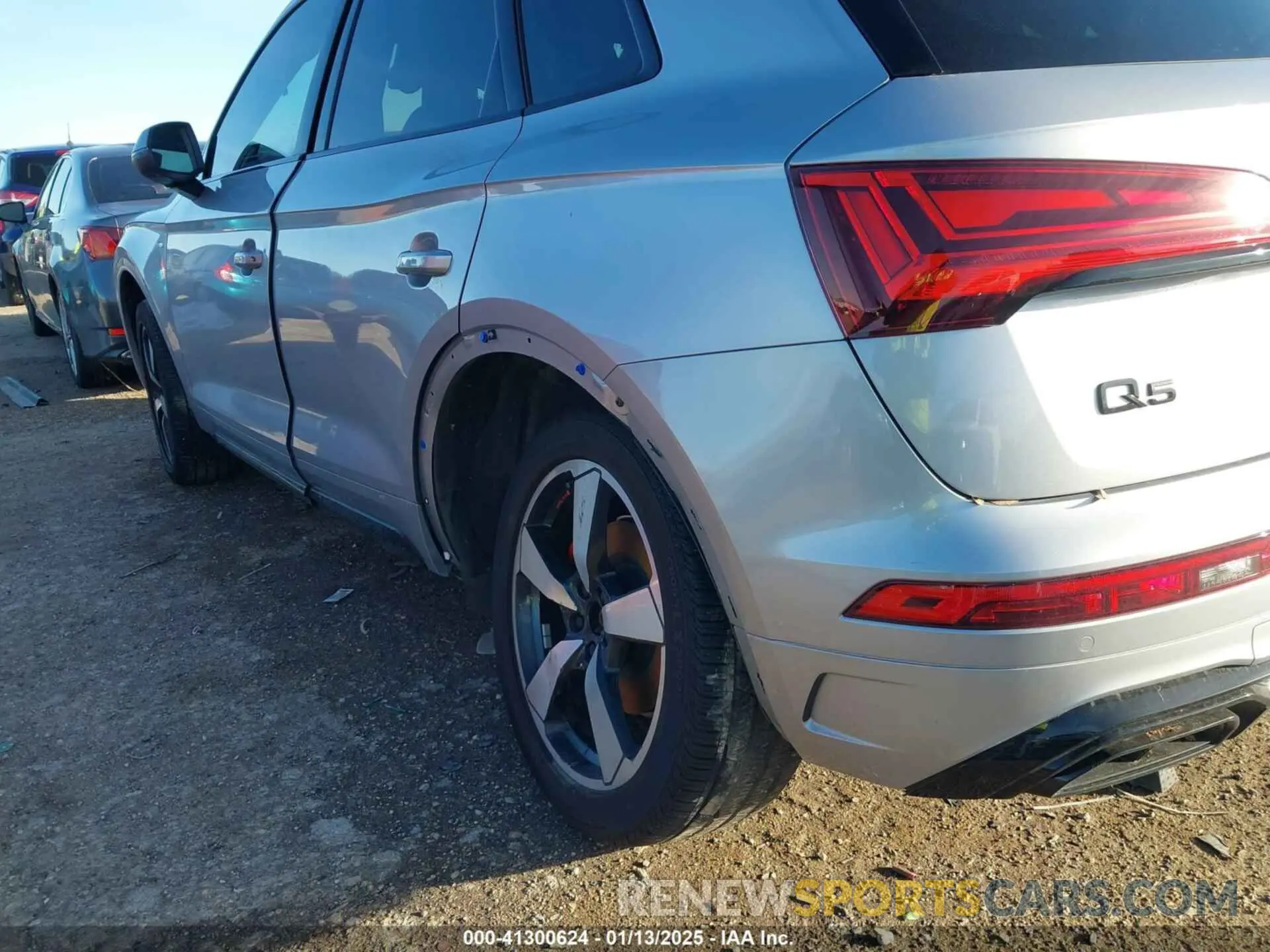 6 Photograph of a damaged car WA1EAAFY6R2005575 AUDI Q5 2024