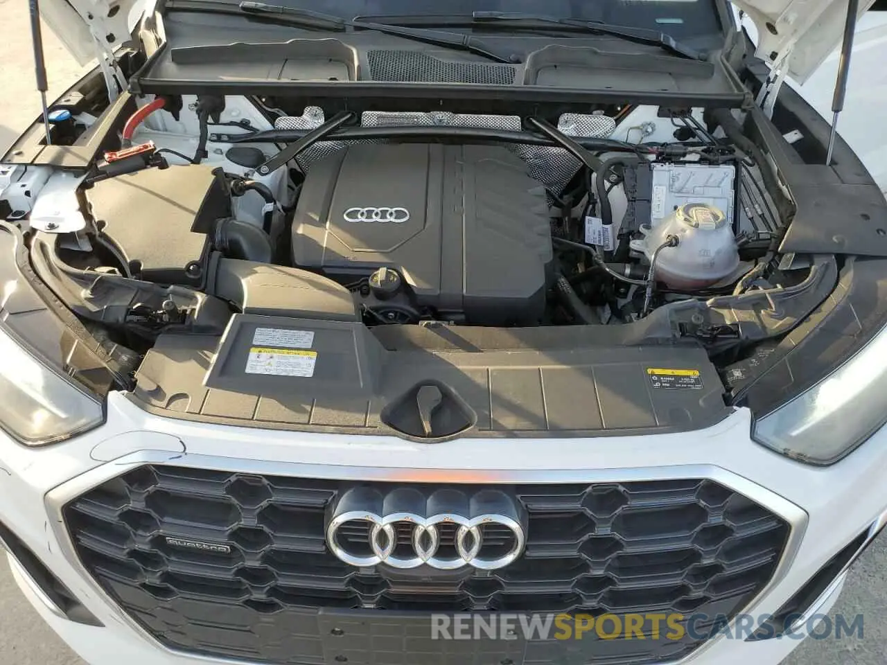 12 Photograph of a damaged car WA1EAAFY6R2019329 AUDI Q5 2024