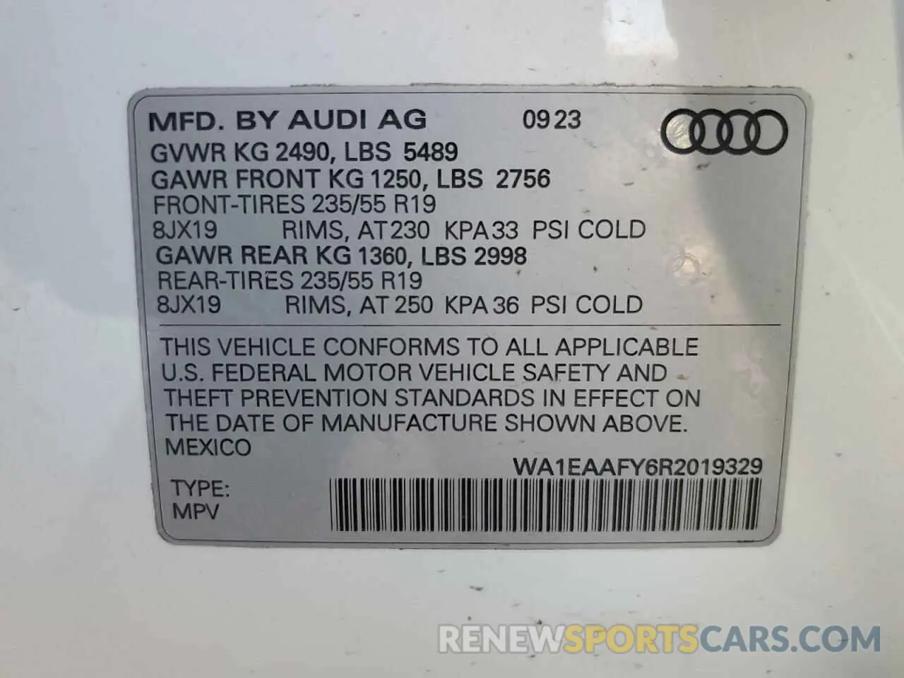 14 Photograph of a damaged car WA1EAAFY6R2019329 AUDI Q5 2024